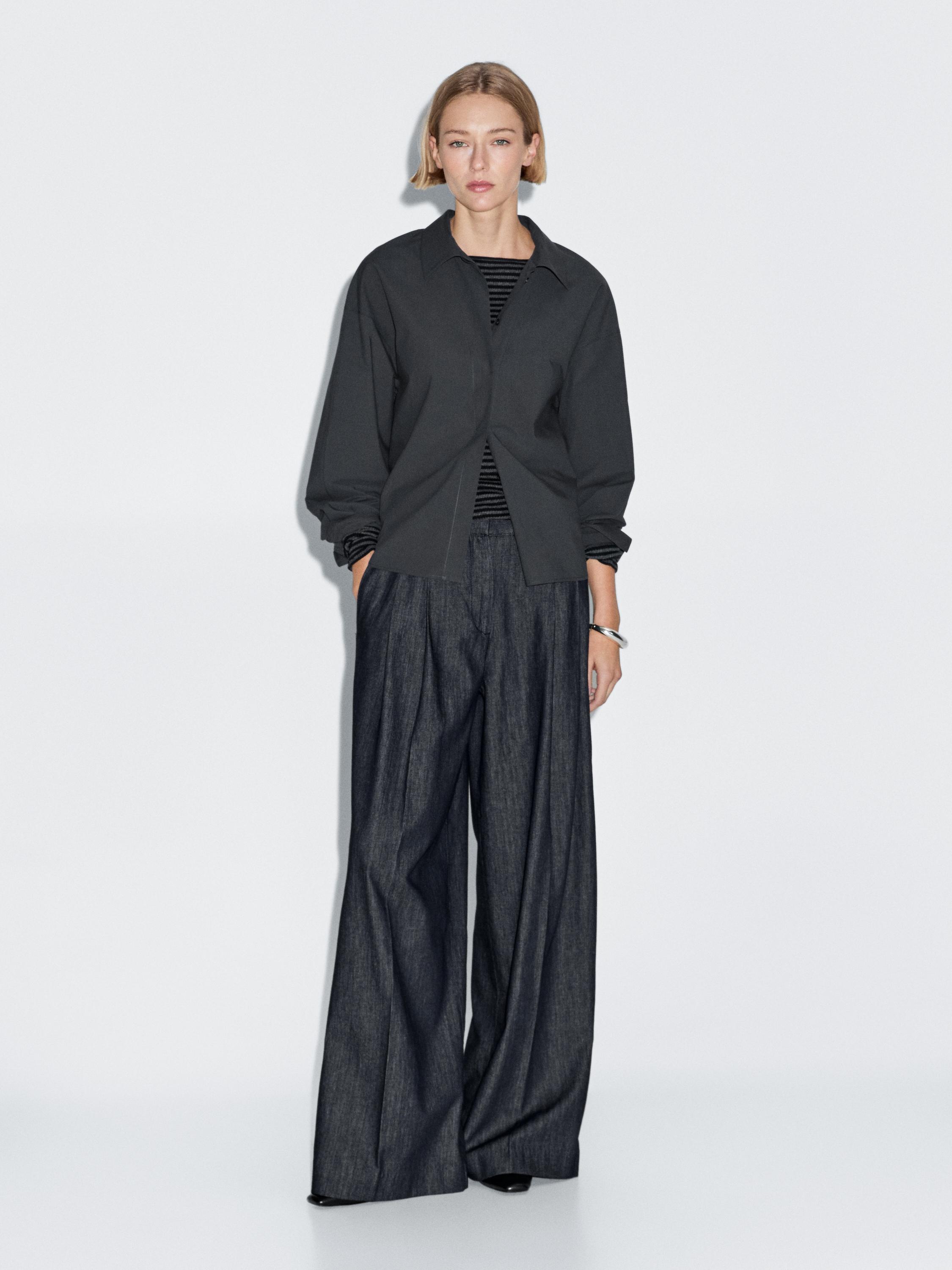 Lightweight high-waist wide-leg jeans