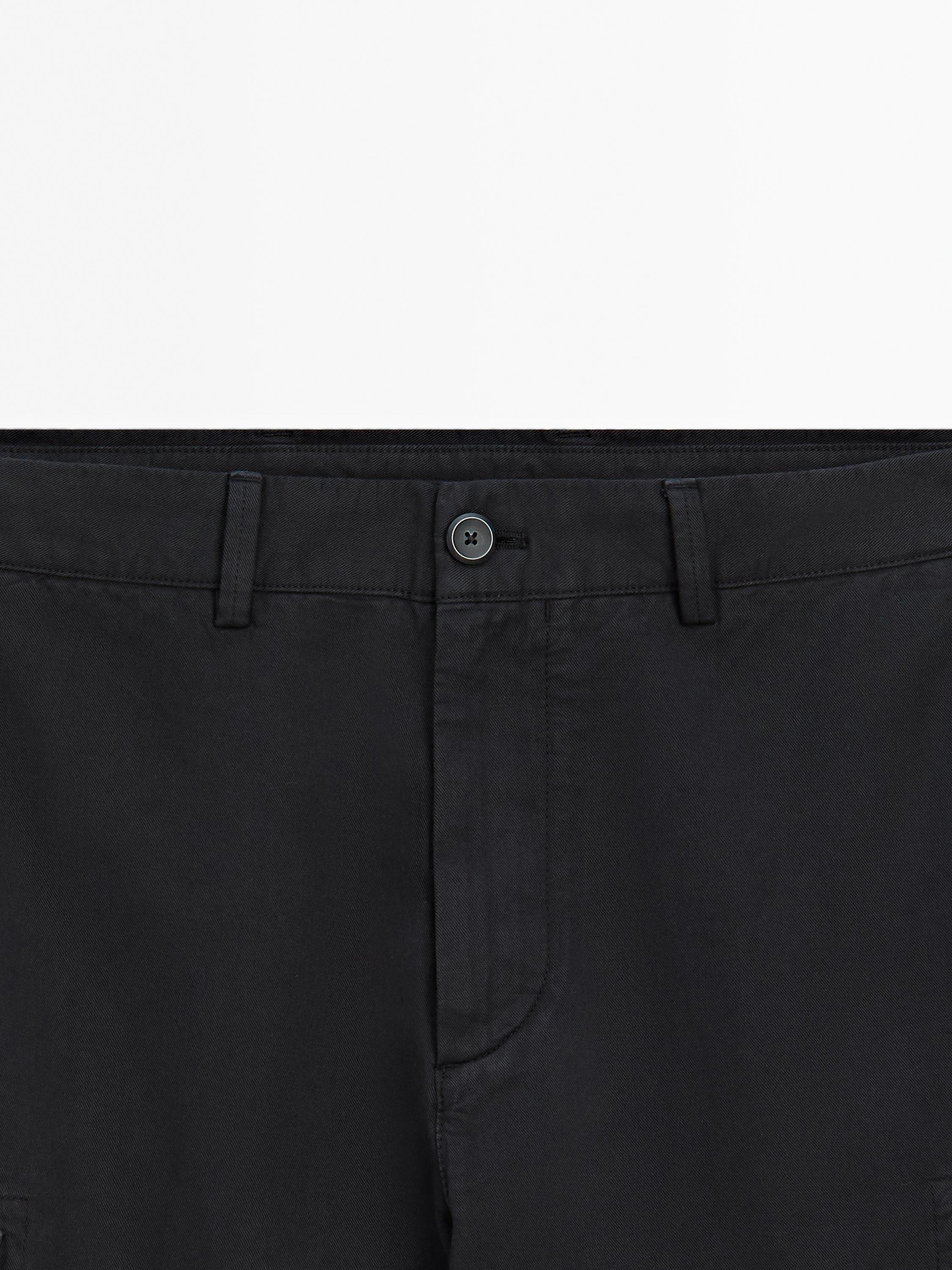 Cotton blend cargo Bermuda shorts