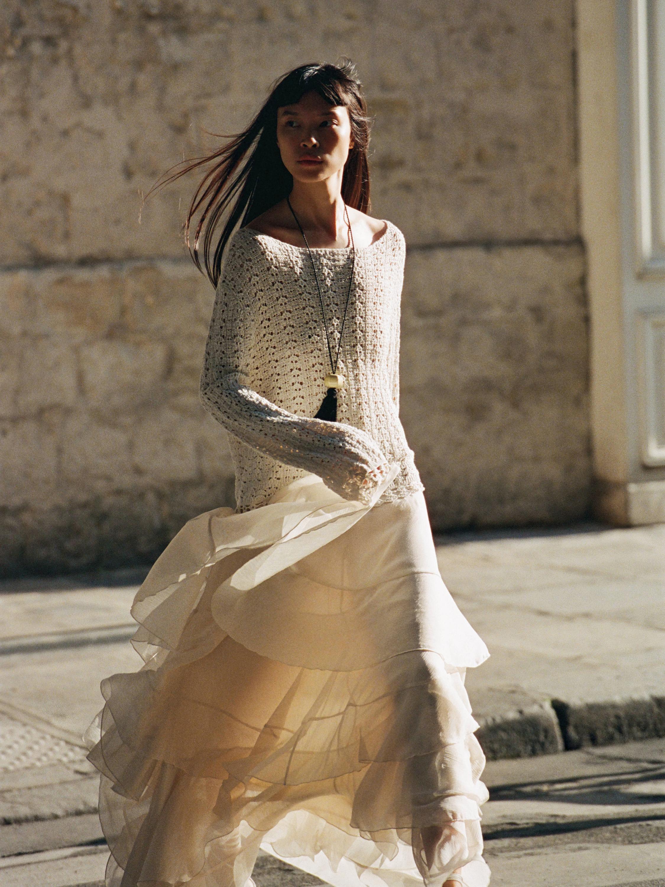 Long ruffled skirt with sash