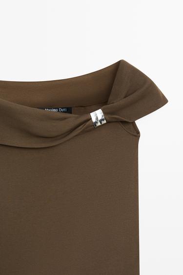 Off-the-shoulder top with jewel detail — KHAKI 4