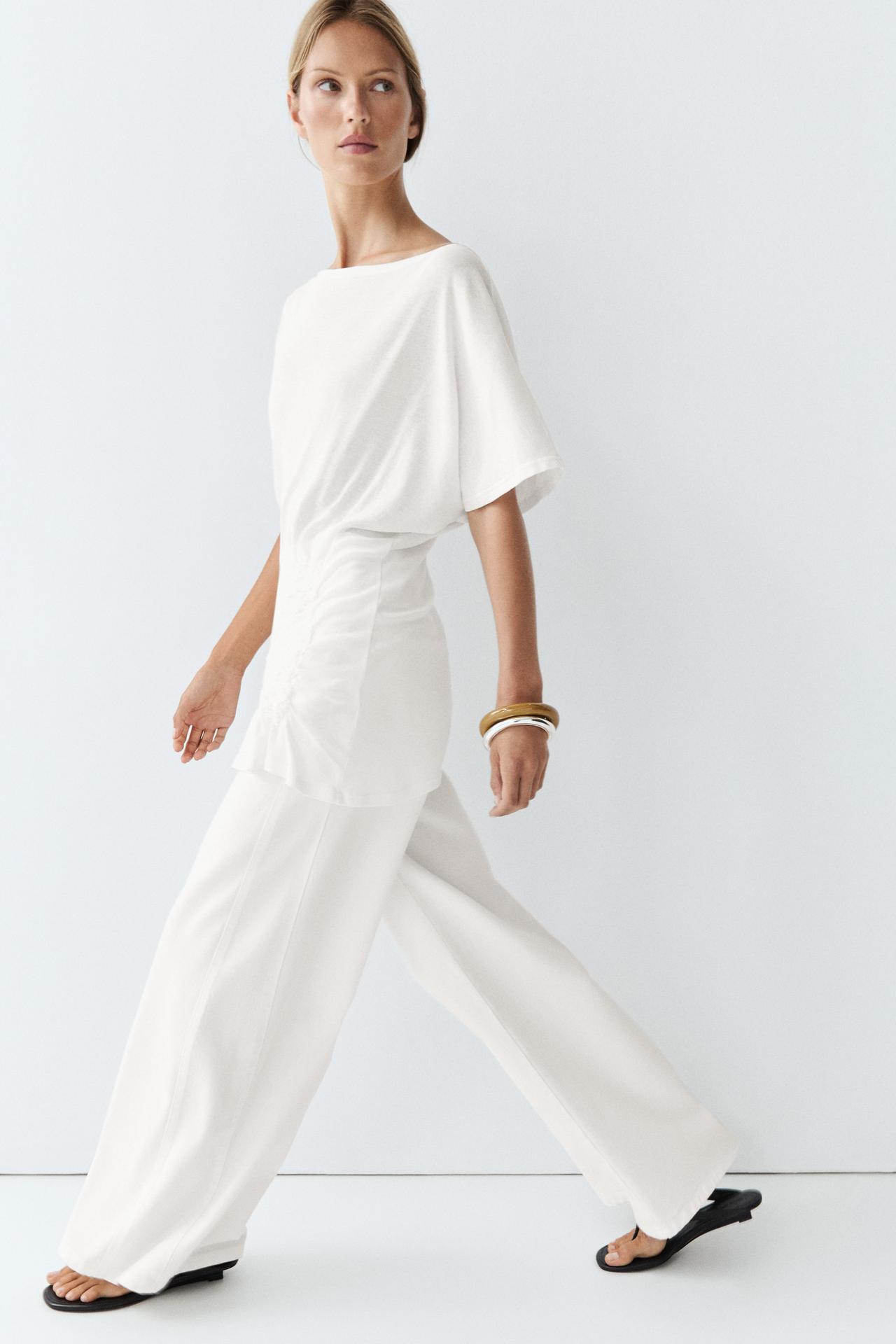 Asymmetric top with embroidered detail — Off white