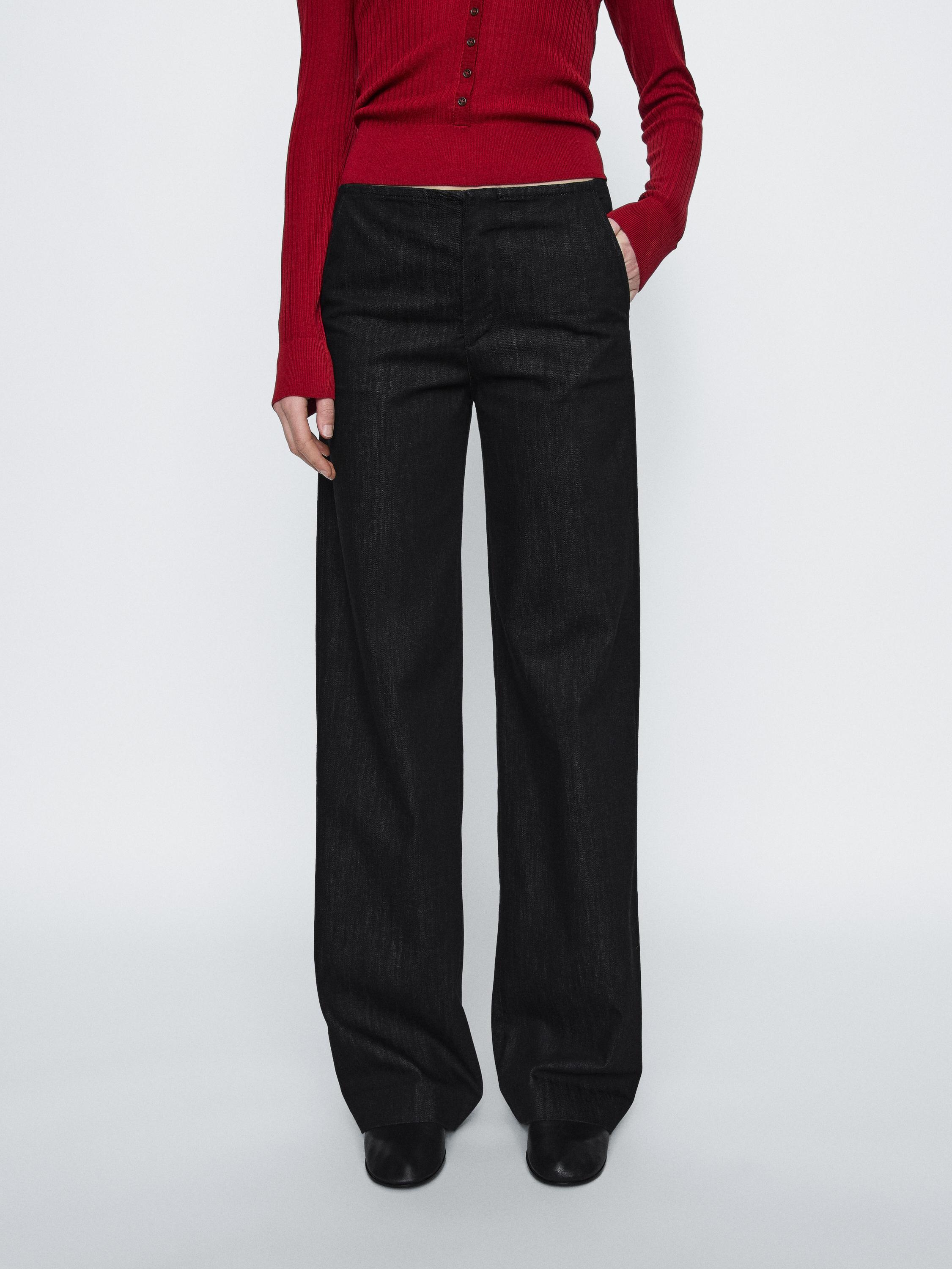 Mid-rise straight-leg comfort jeans
