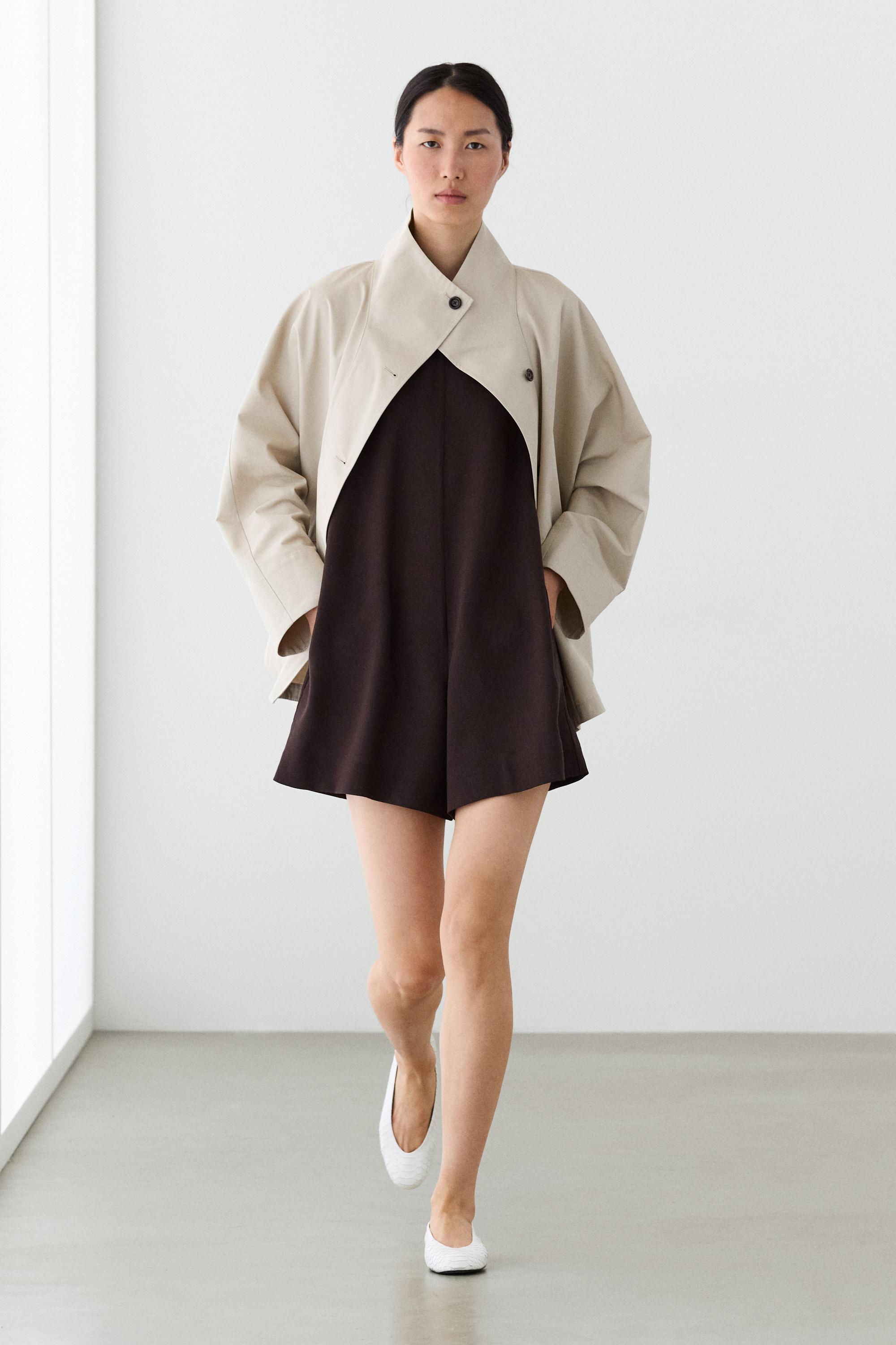 Jacket with high collar detail