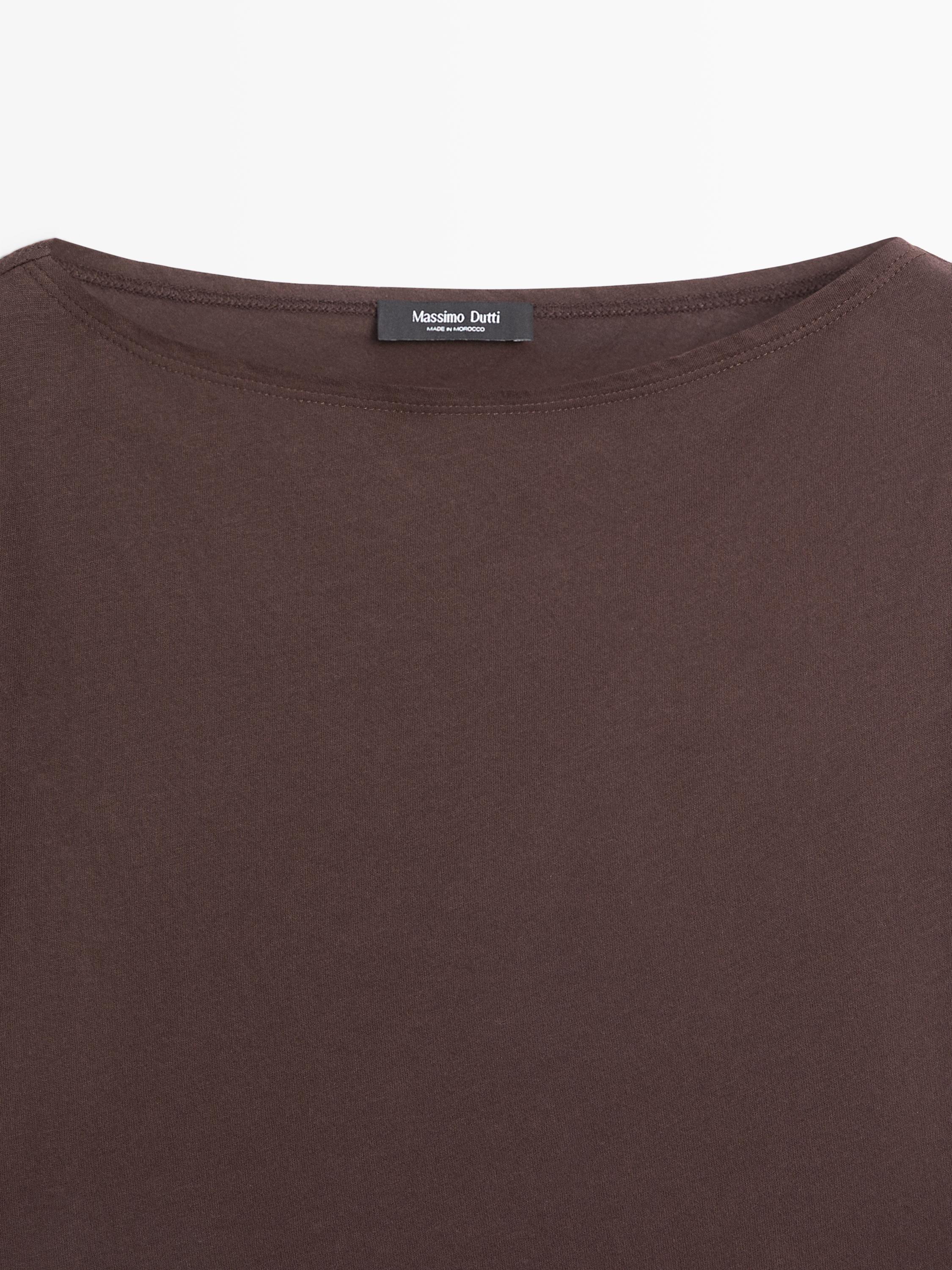 100% cotton boat neck T-shirt — BROWN