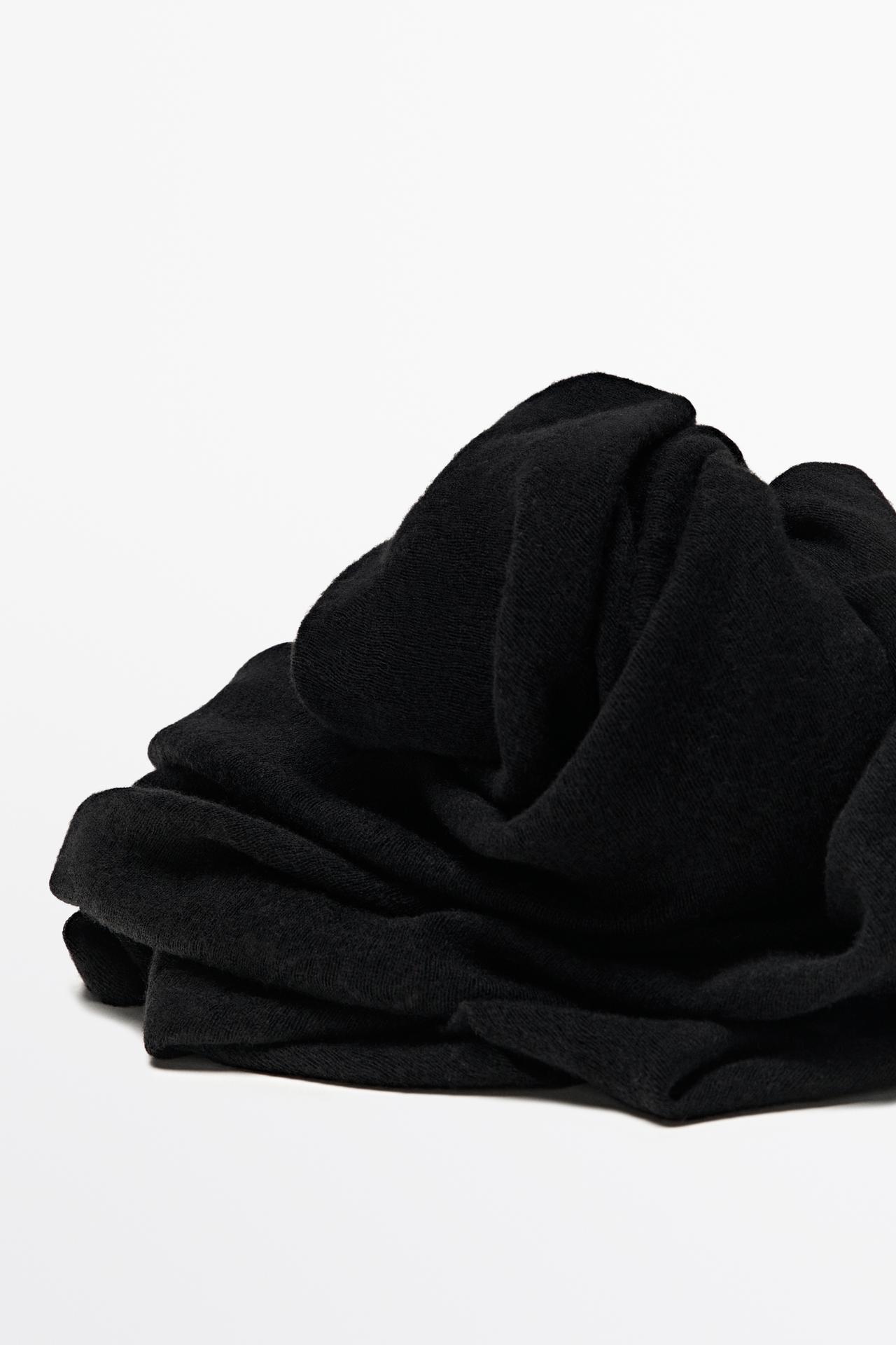 100% Cashmere scarf — BLACK