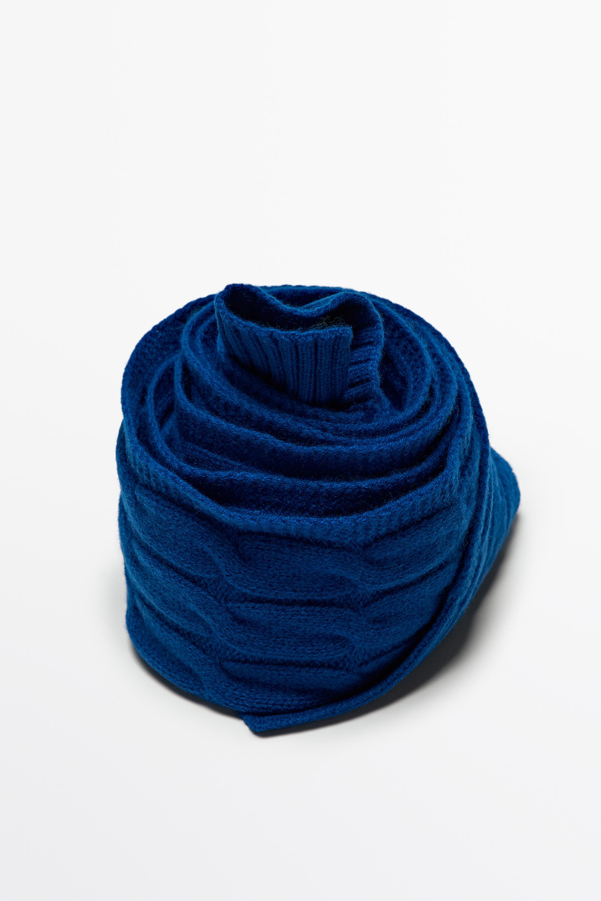 Wool and cashmere cable-knit scarf - thumbnail 5