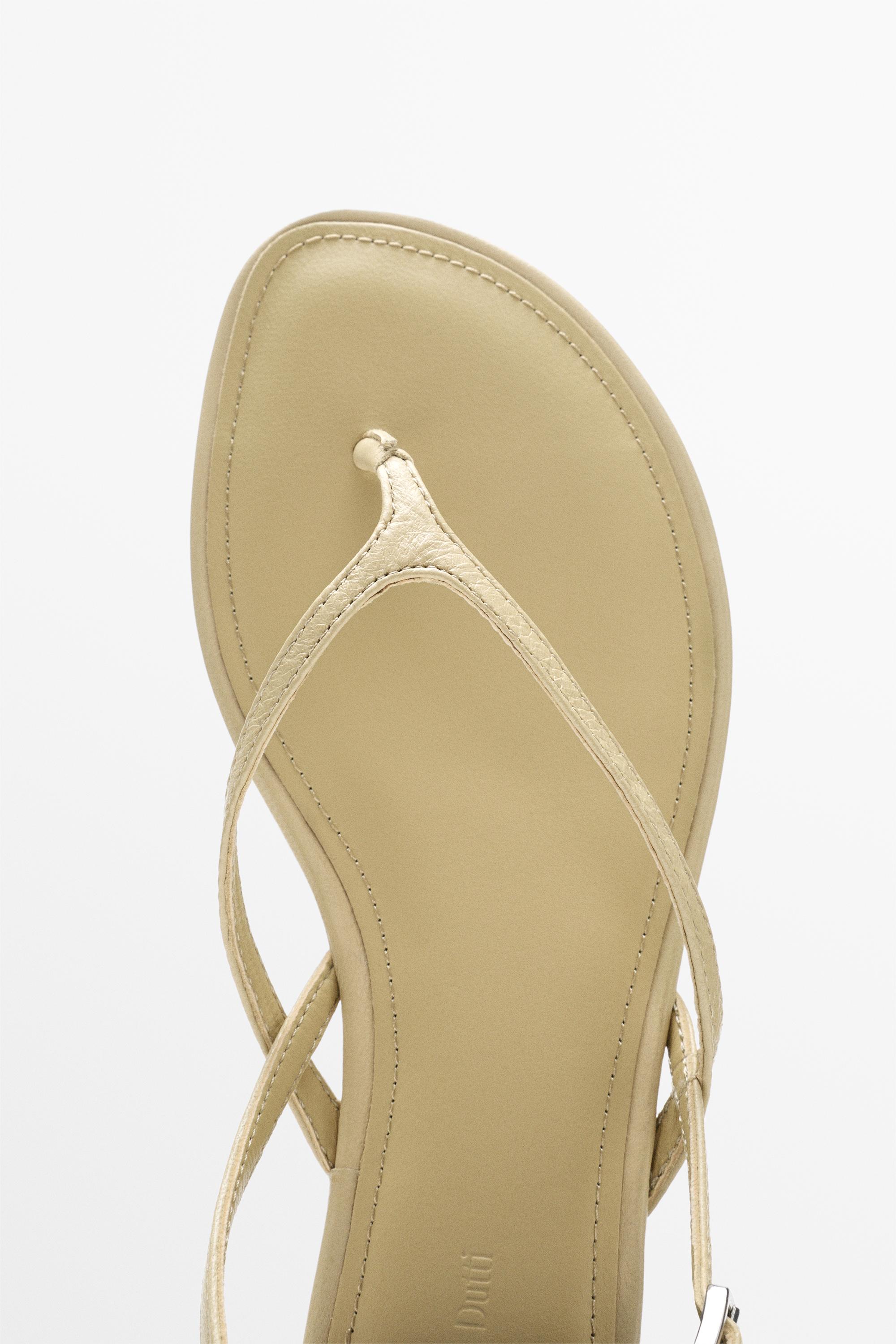 Flat leather sandals — CREAM
