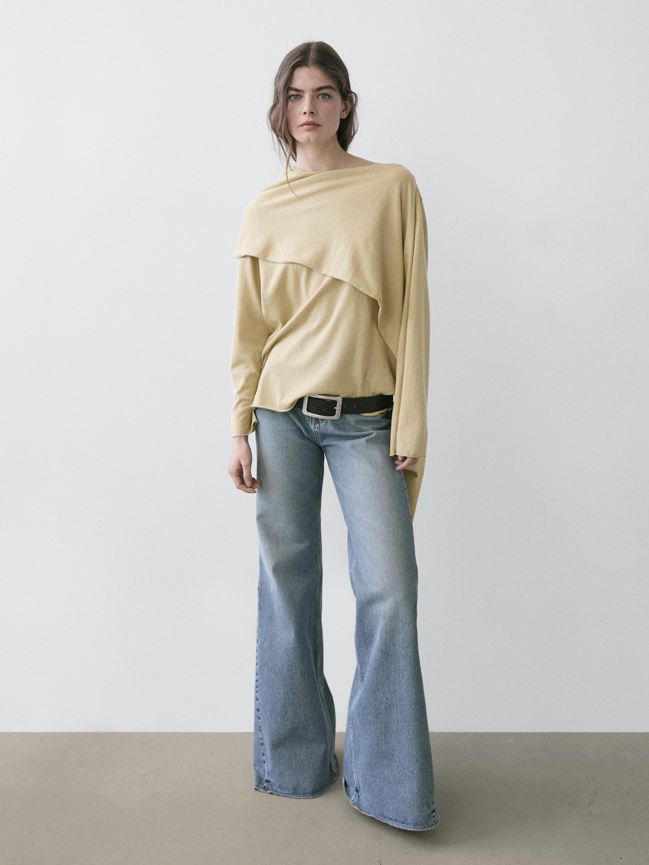 Tricot trui met sjaaldetail