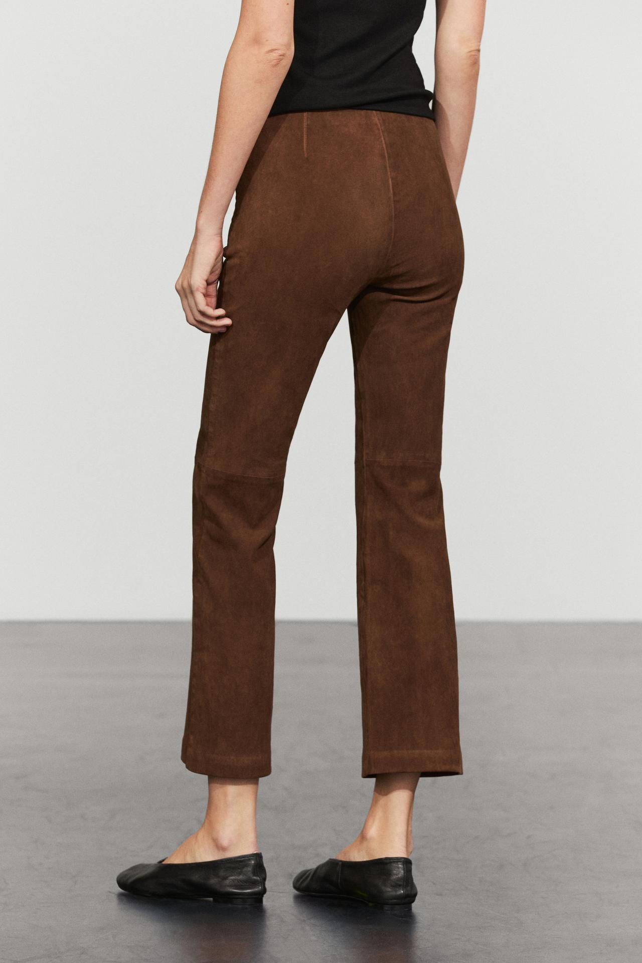 Flare fit suede pants — BROWN