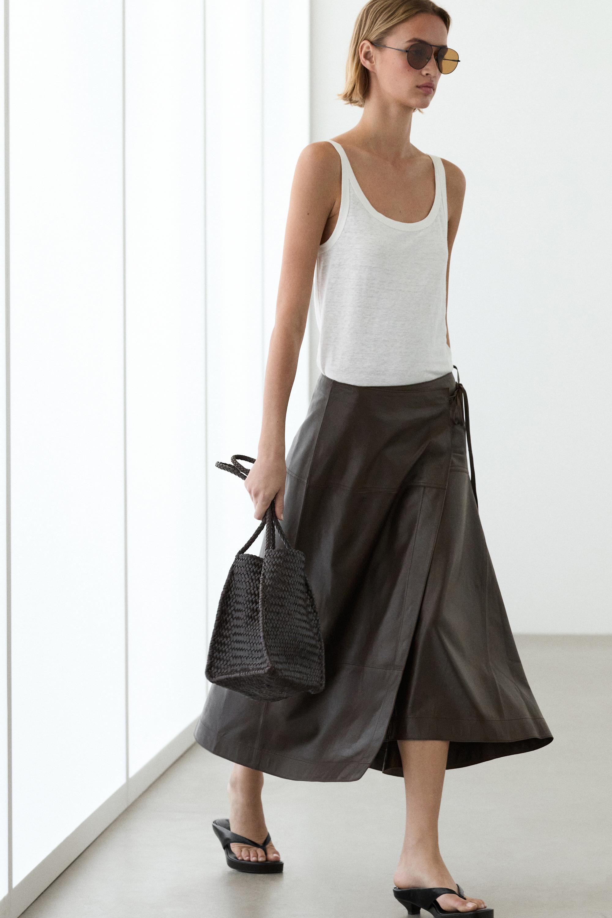 100% linen strappy top — Off white