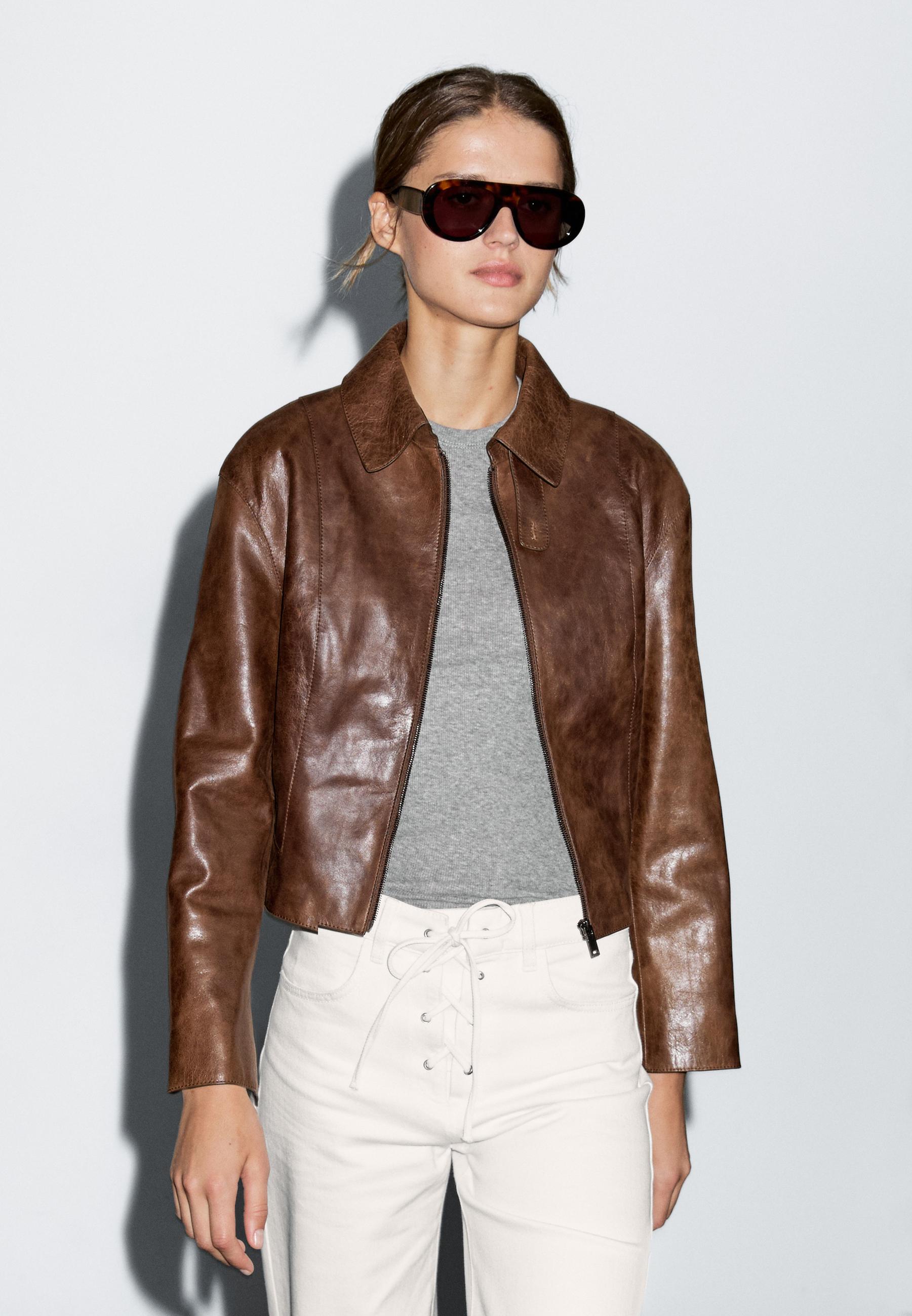 جاكيت قصير من جلد النابا