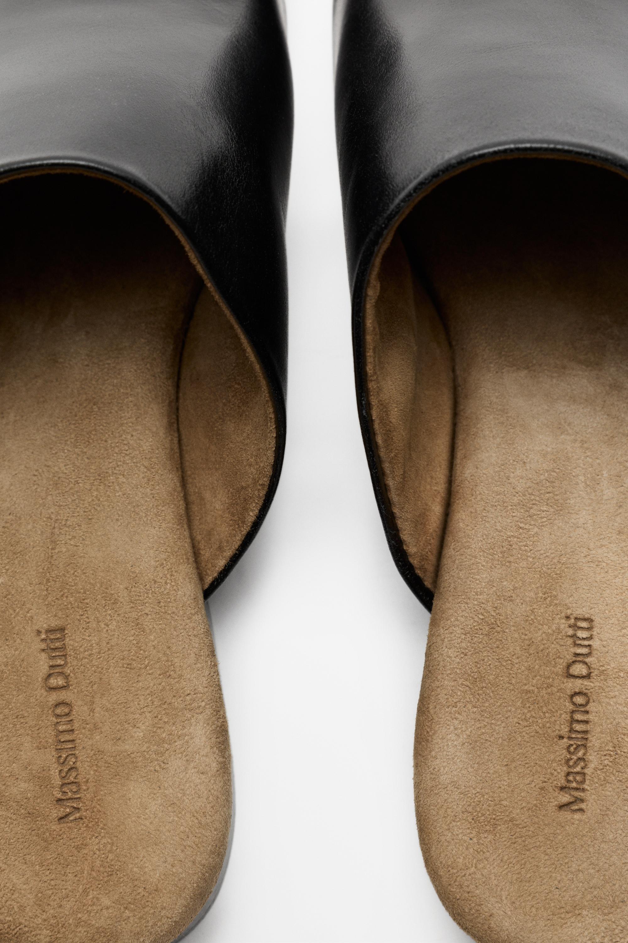 Soft leather mule — BLACK