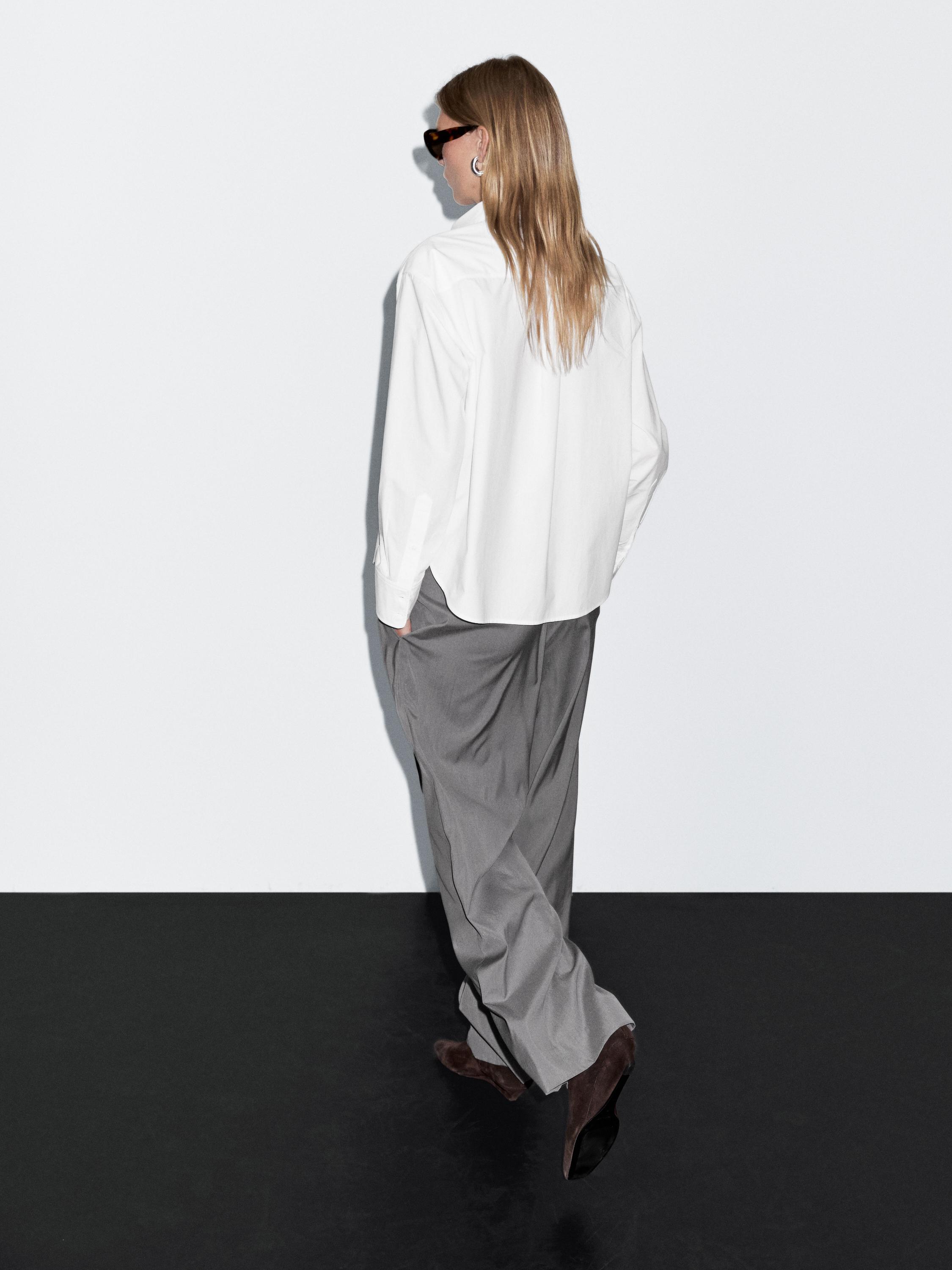 100% cotton shirt with seam detail