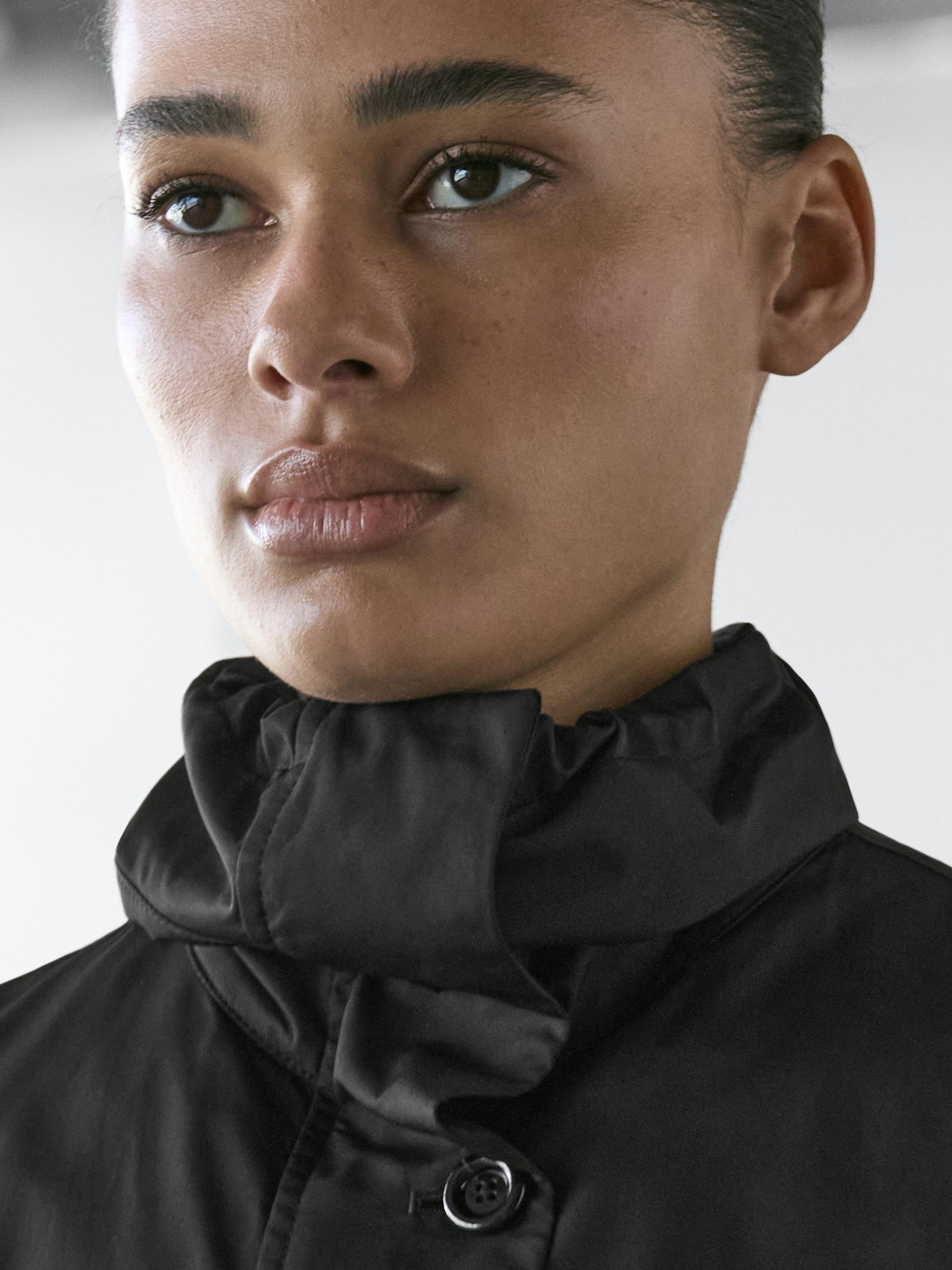 Water-repellent parka with detachable inner gilet — BLACK