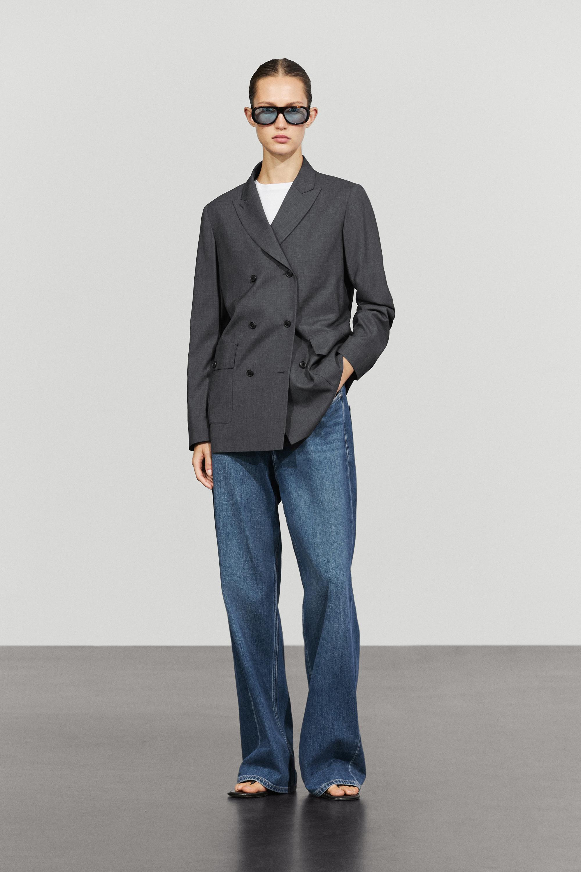 Double-breasted blazer with pocket detail