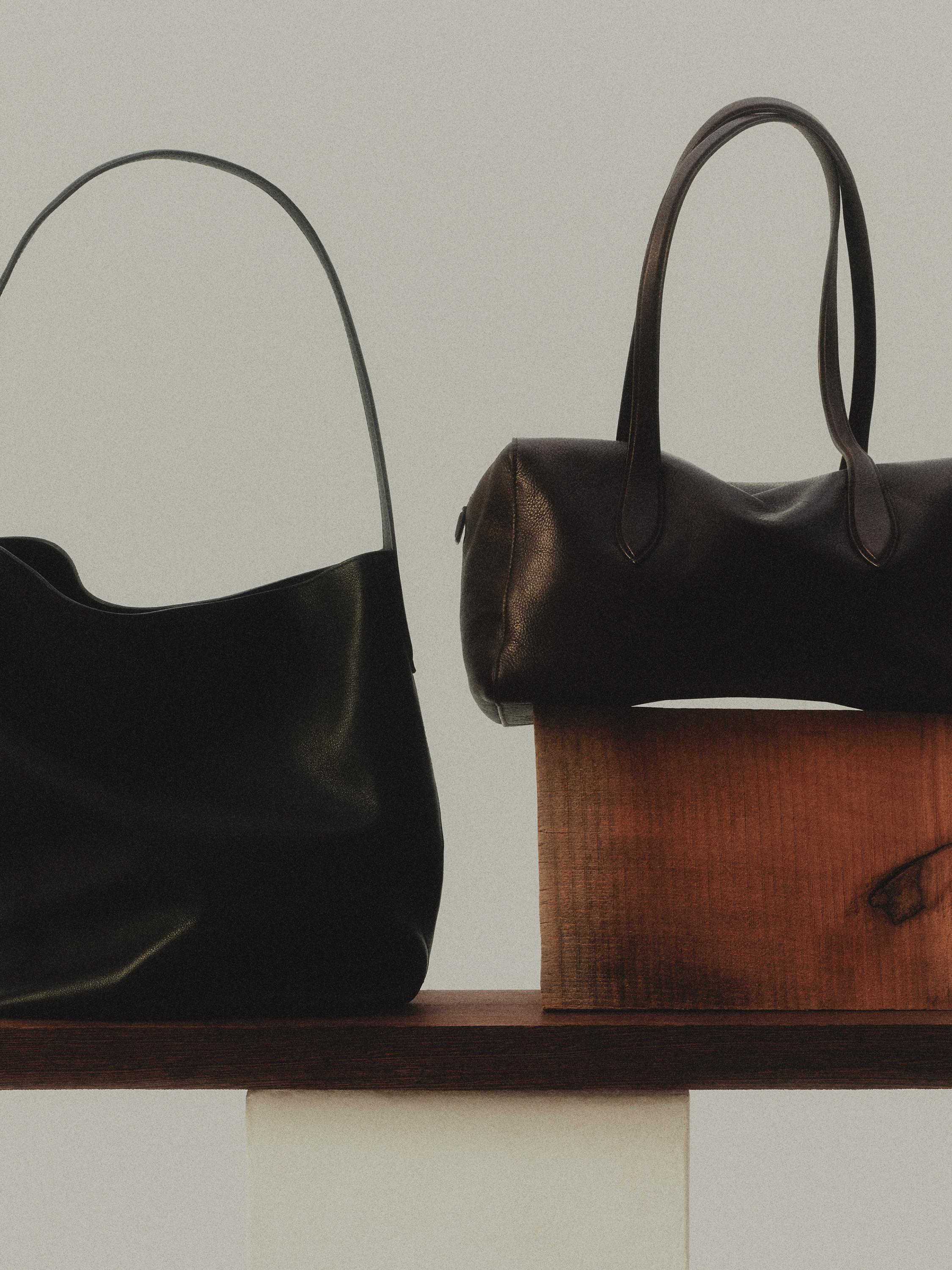 Nappa leather bucket bag — BLACK