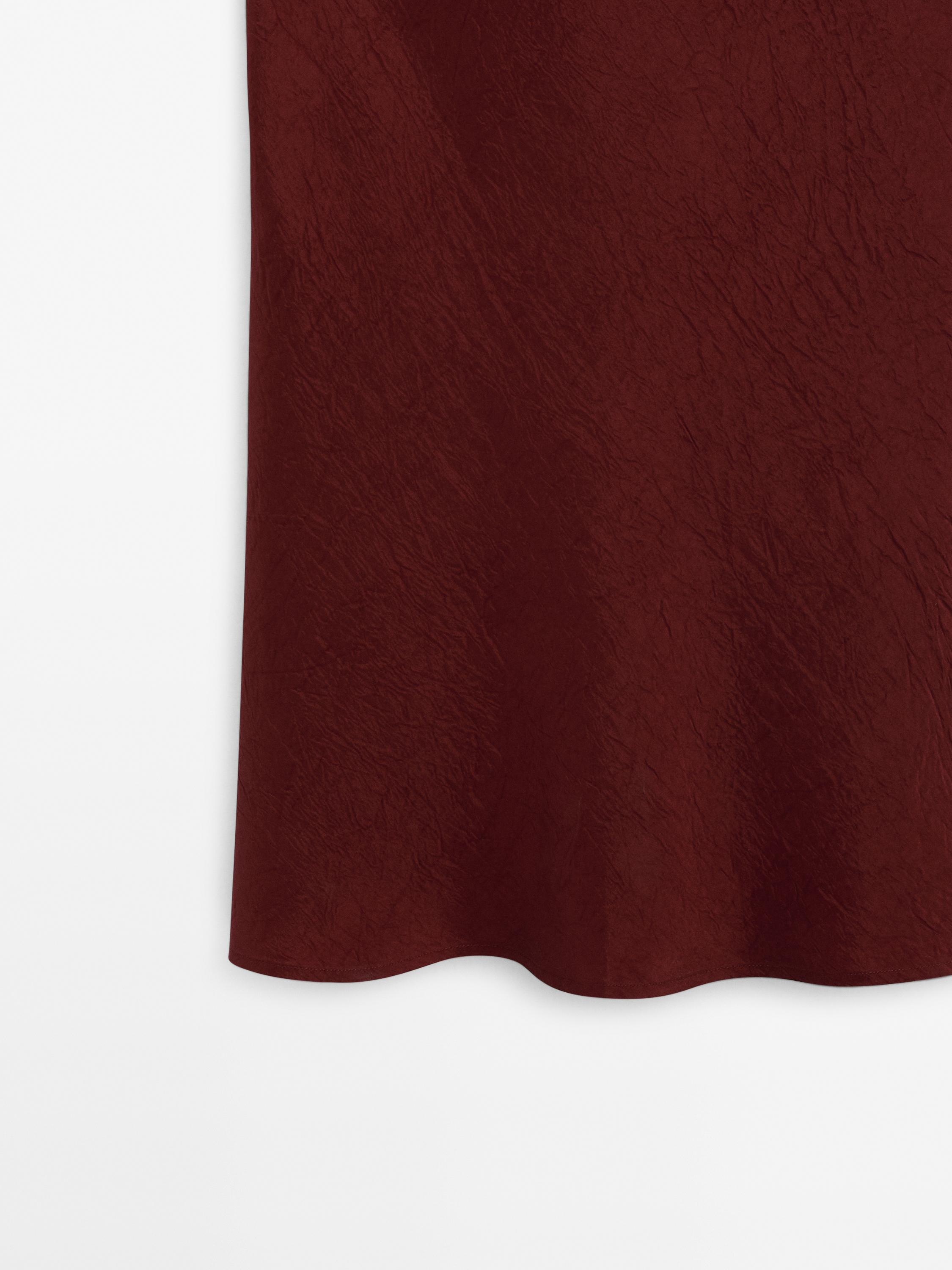 Midi soineko satinatua halter lepoarekin
