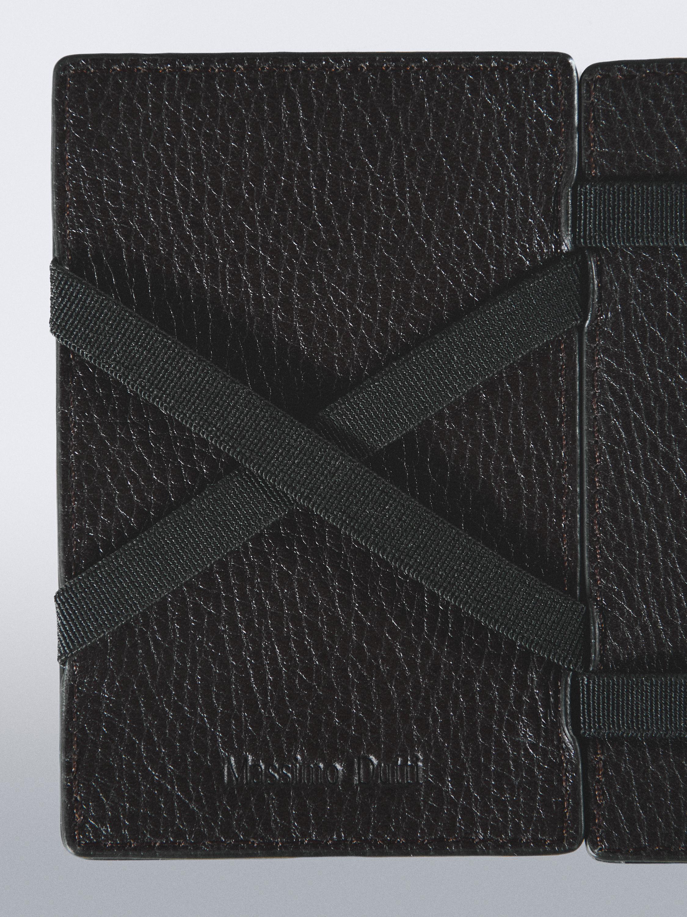 Nappa leather "magic" vertical wallet — BROWN