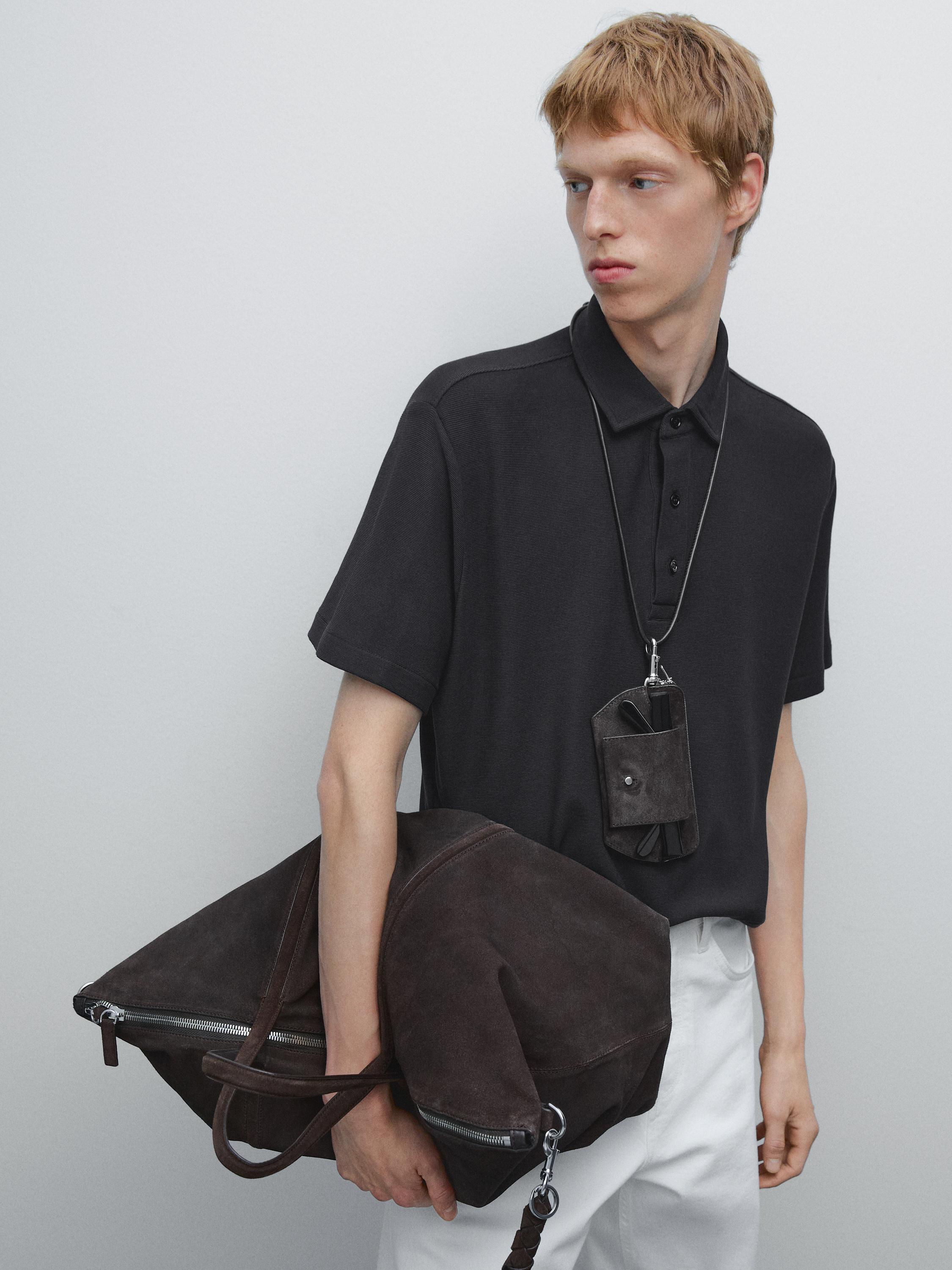 Textured short sleeve polo shirt