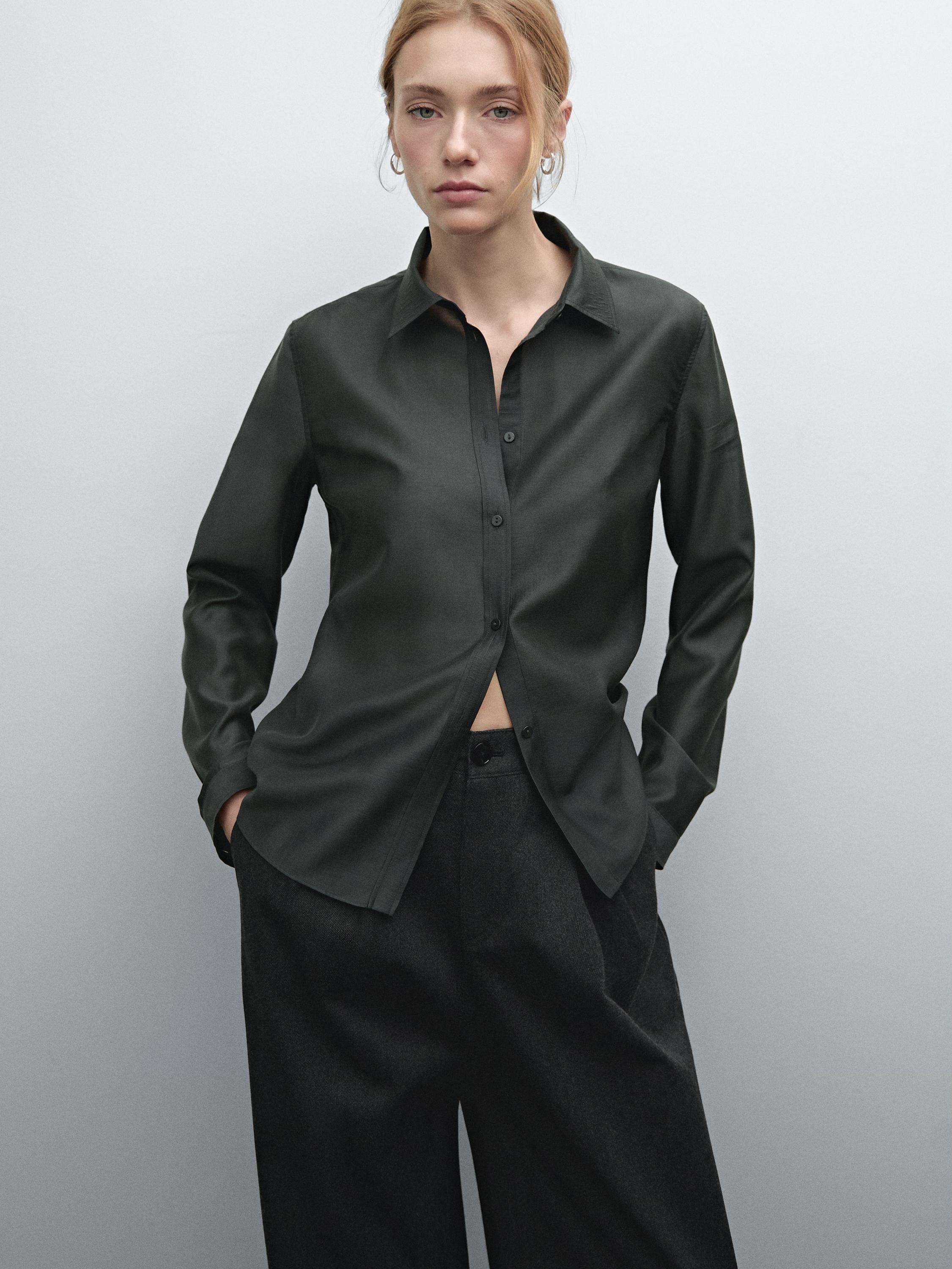 Flowing pleated cotton blend trousers