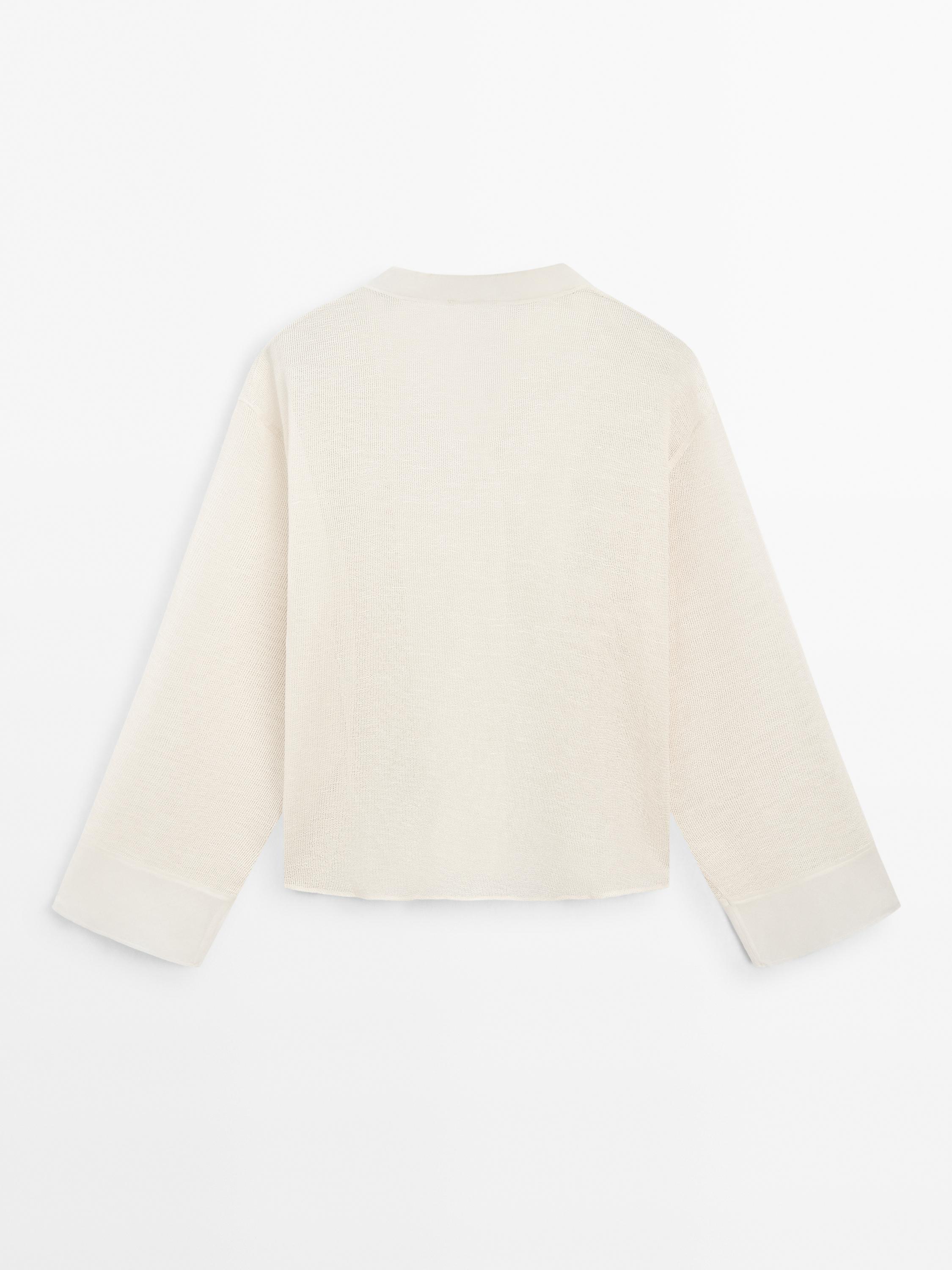 Cotton blend blouse with fabric detail