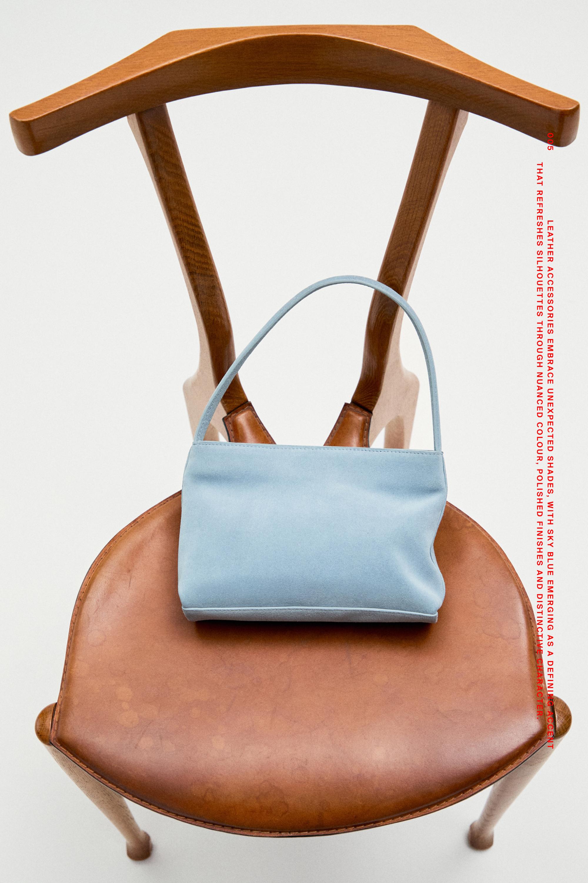 Split suede leather shoulder bag — Light blue