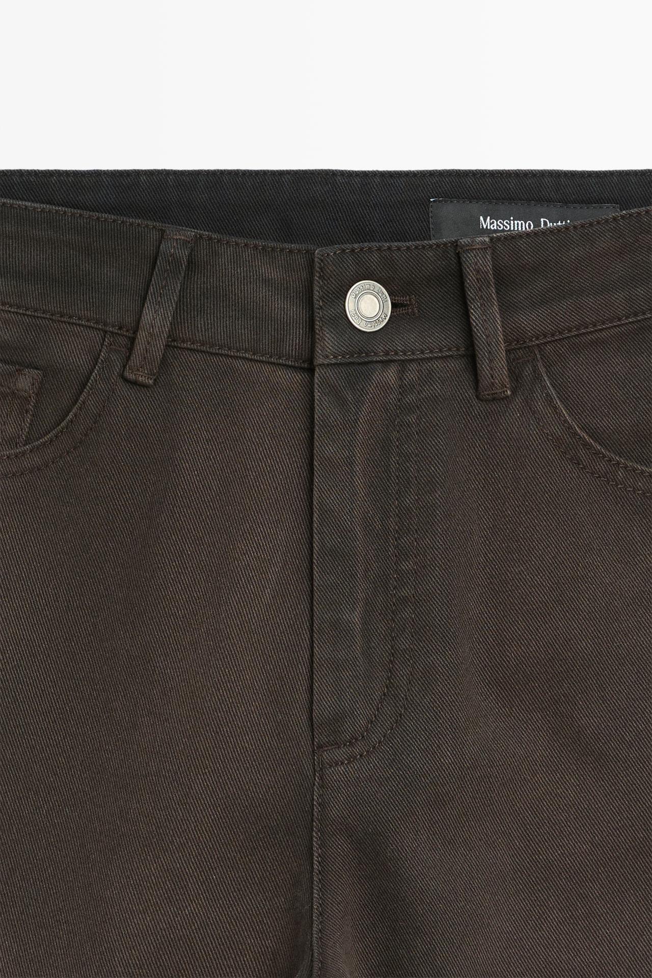 Kick flare fit pants — Chocolate