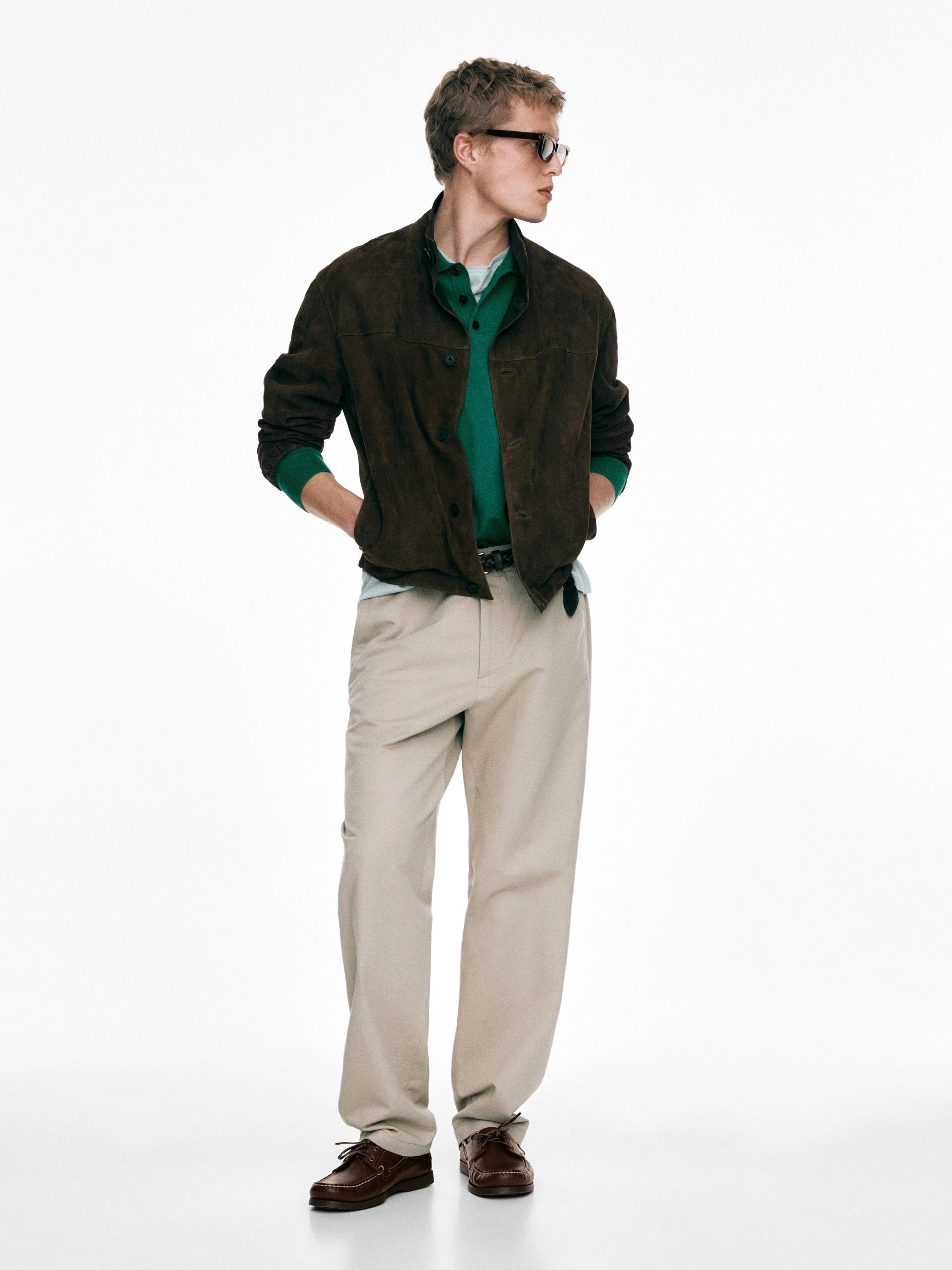 Pantallona pambuku me prerje sportive