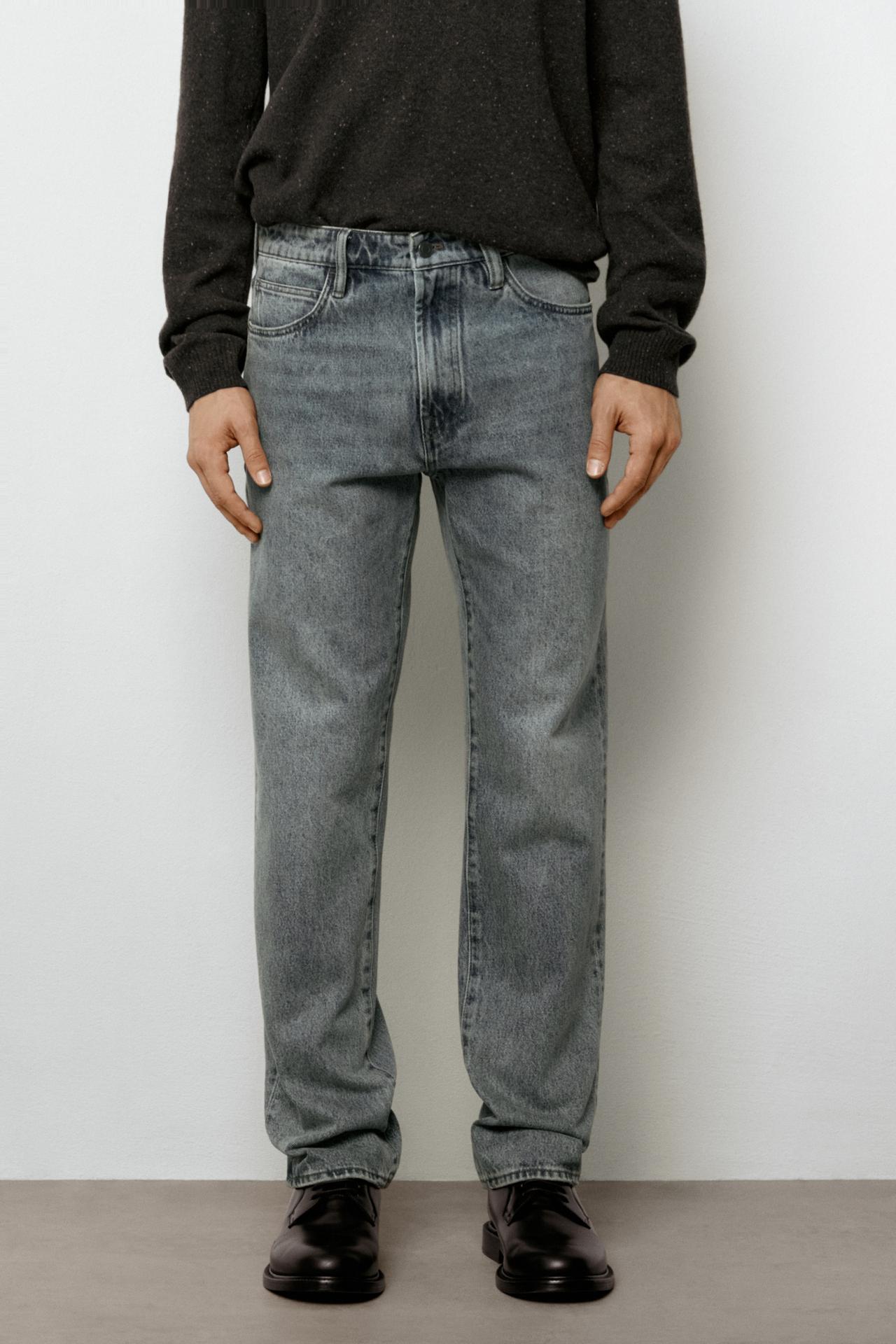 Tapered fit jeans — MEDIUM BLUE