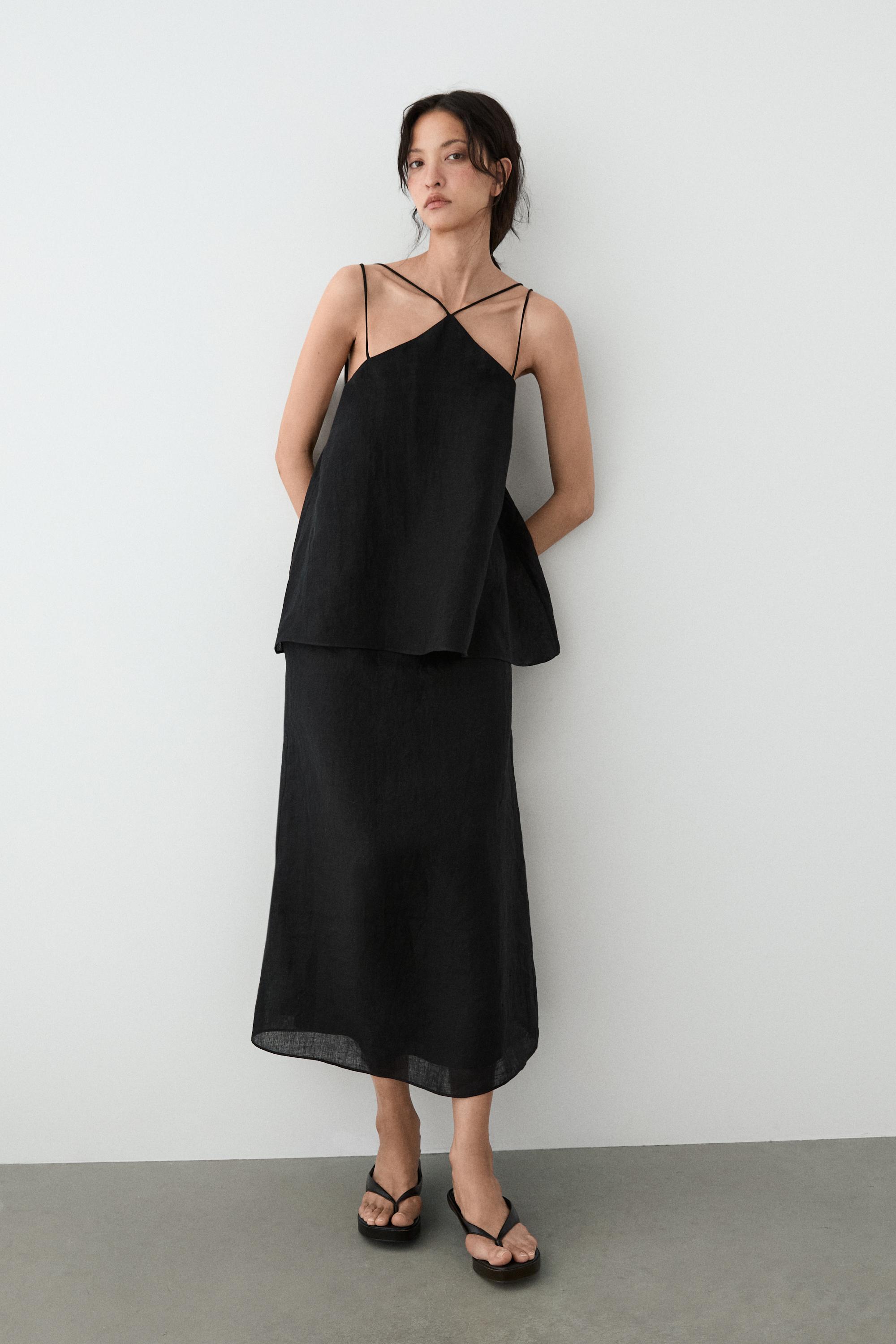 Flowing strappy 100% linen dress — BLACK