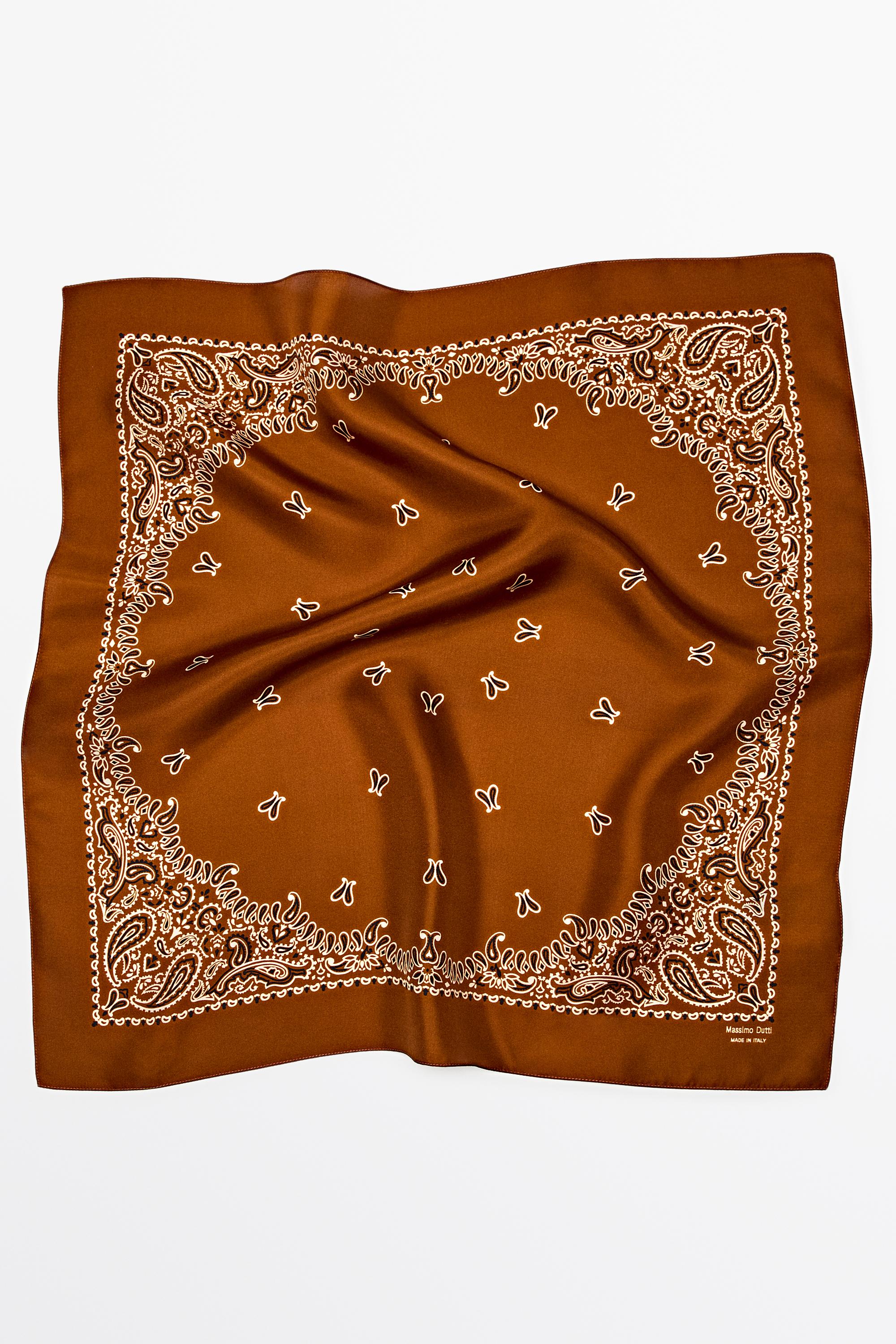 Paisley print scarf — Caramel