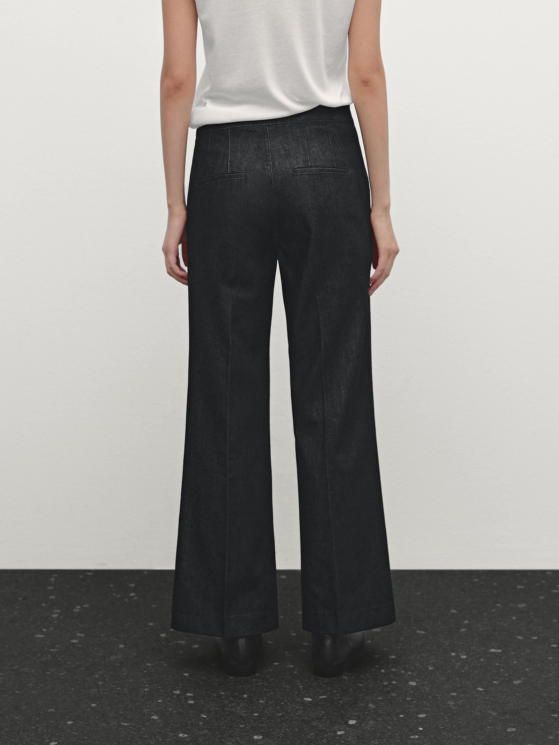 Mid-rise flared jeans