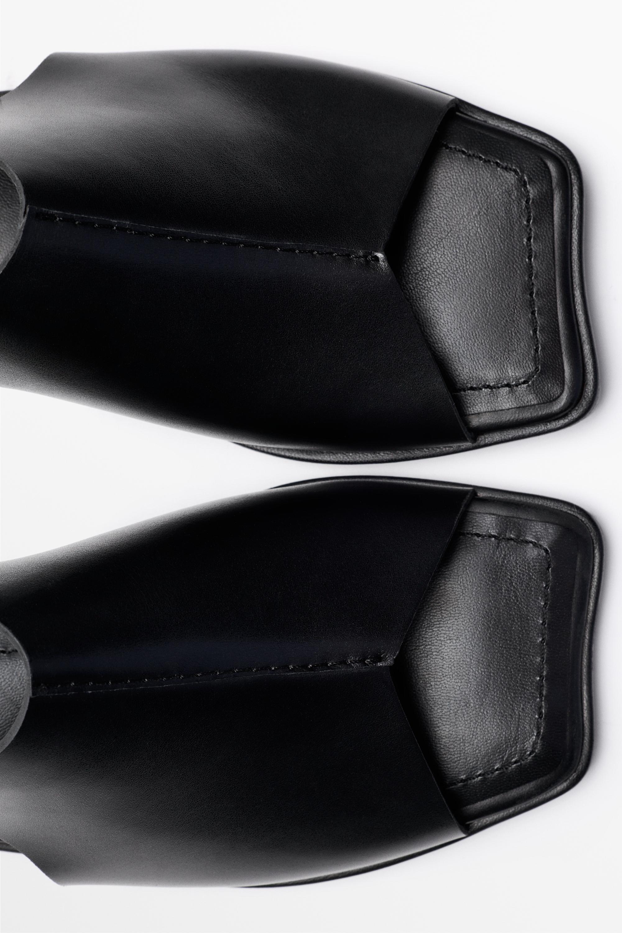 Leather sandal - STUDIO — BLACK