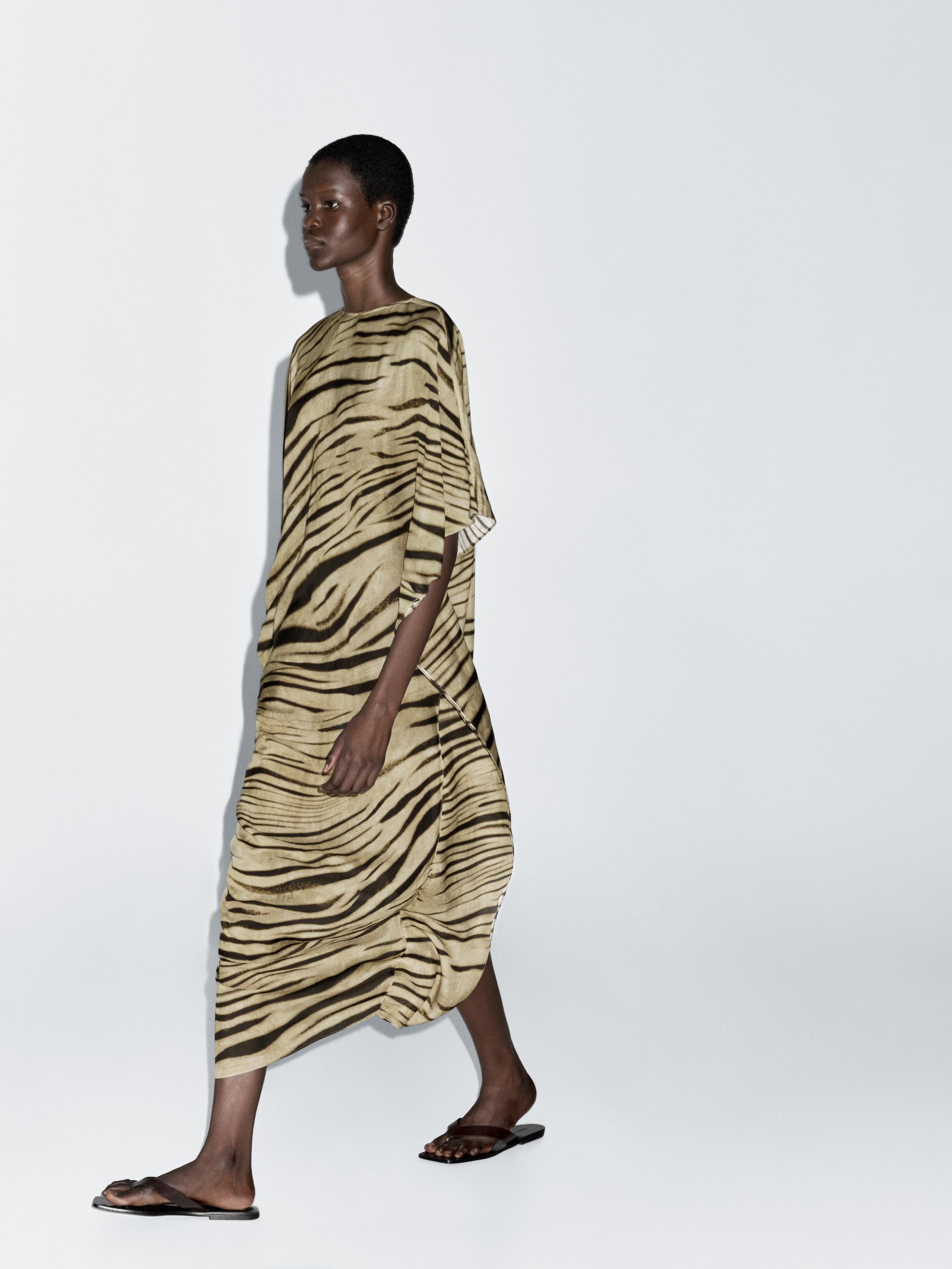 Robe longue type tunique à imprimé animal