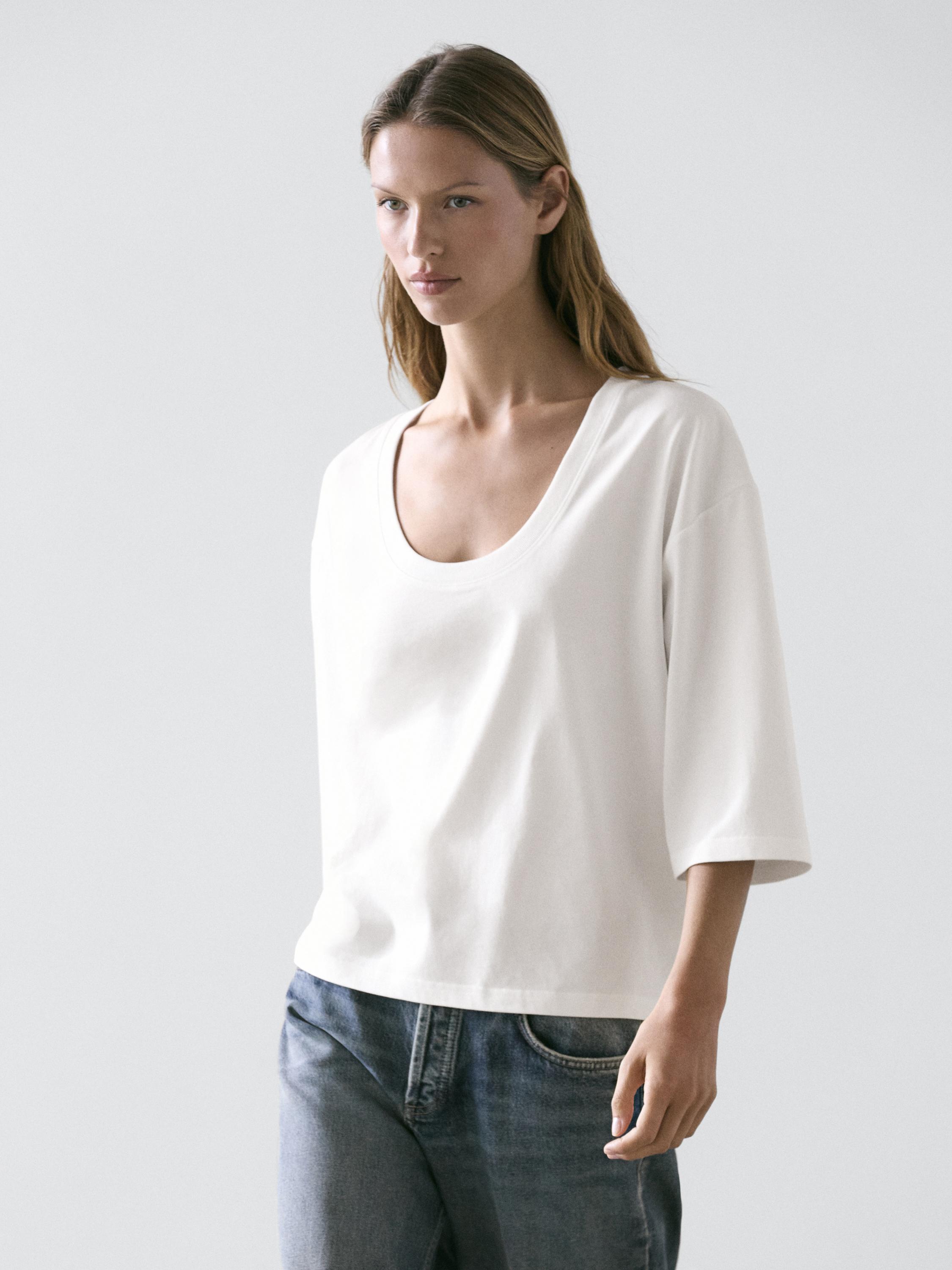 100% katoenen T-shirt met wijde hals
