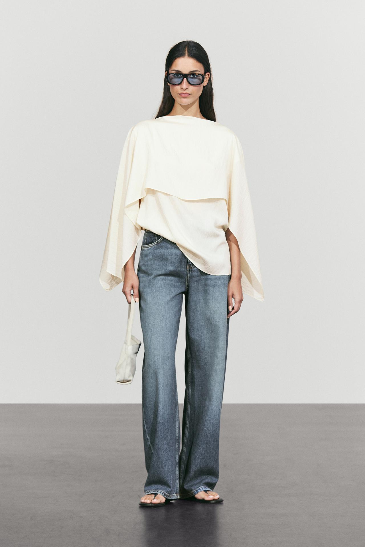 Flowing cape-style blouse — Off white
