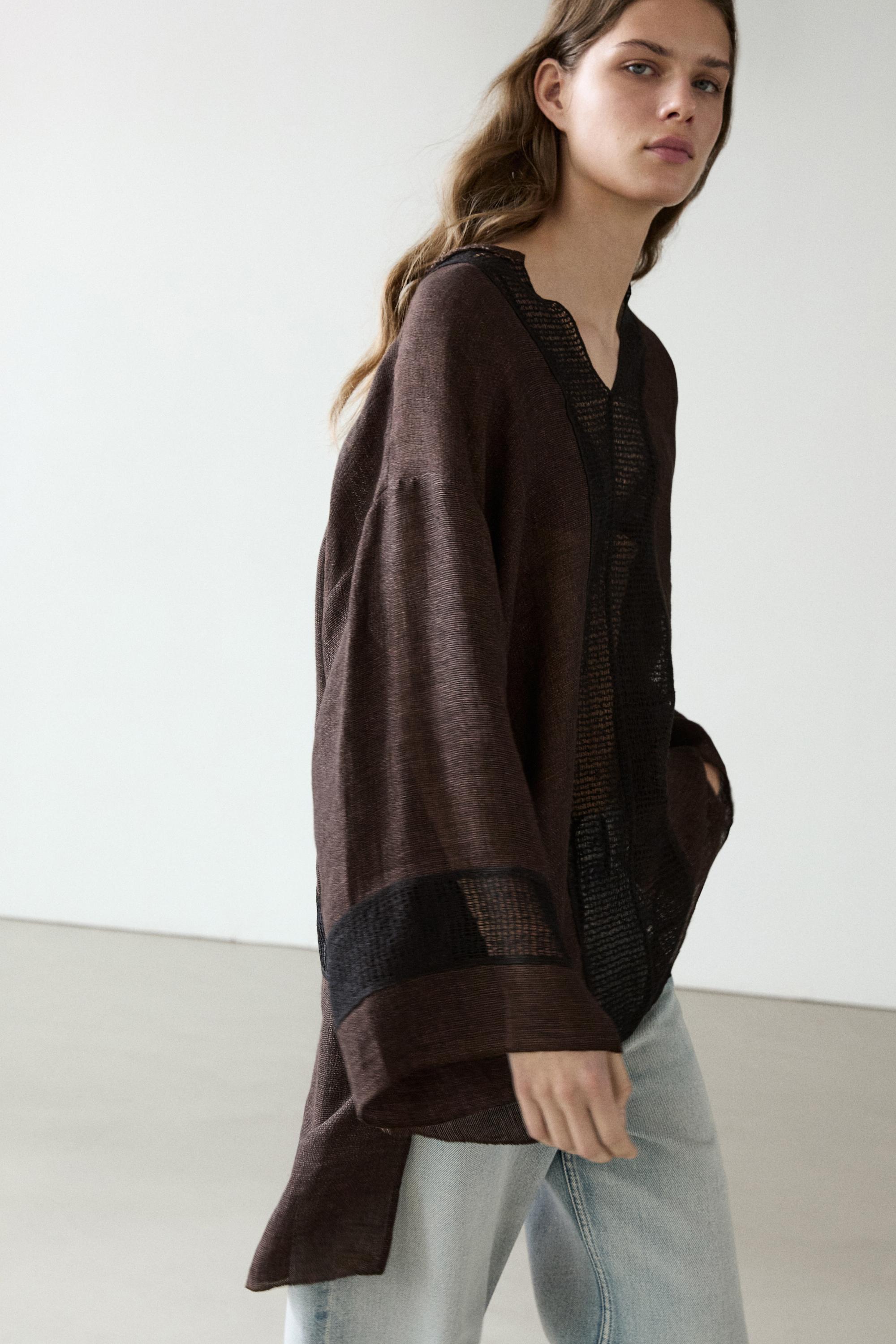 Flowing oversize linen blend blouse with lace trim — BROWN MARL