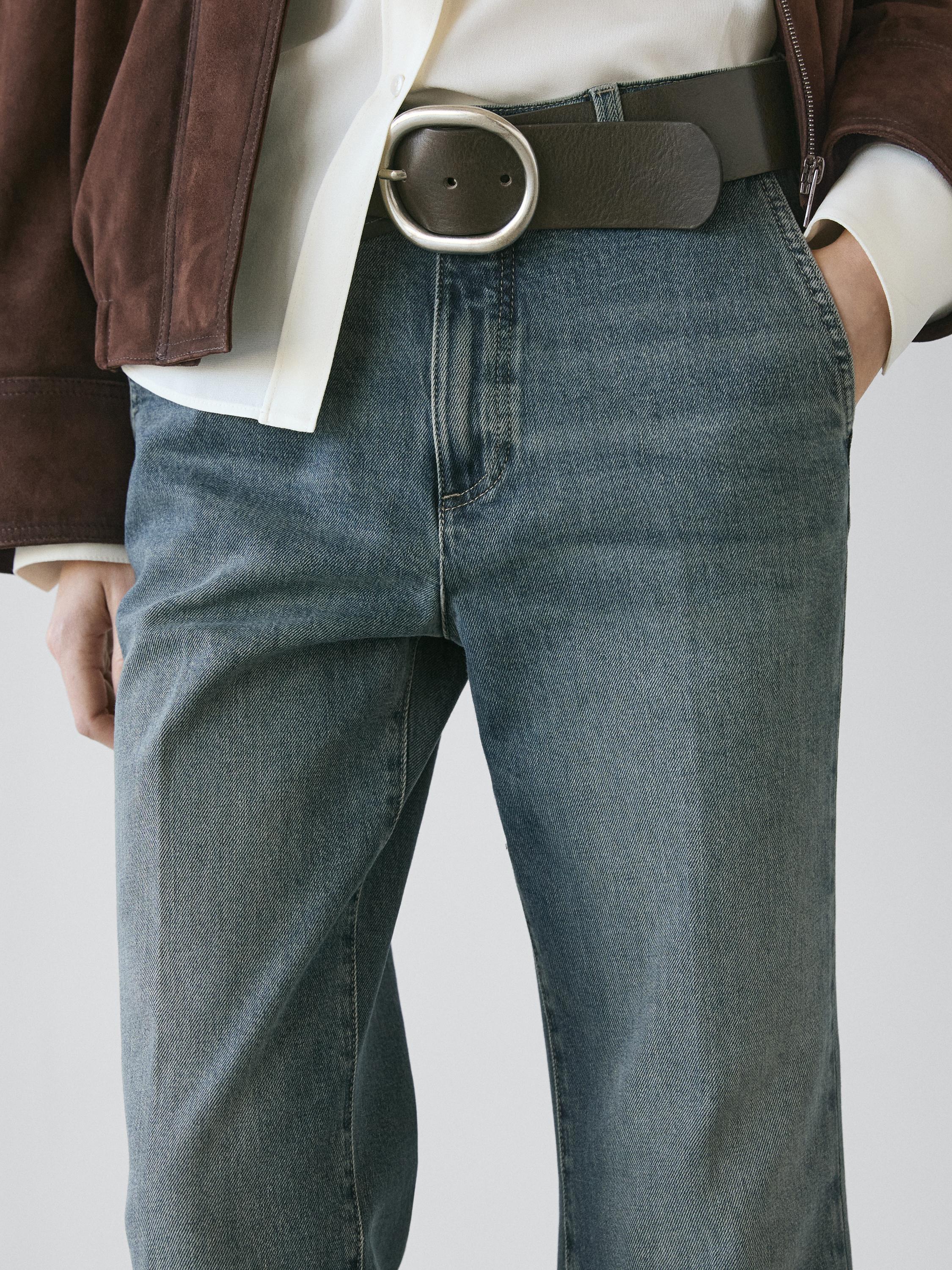 Mid-rise bell bottom jeans — MEDIUM BLUE