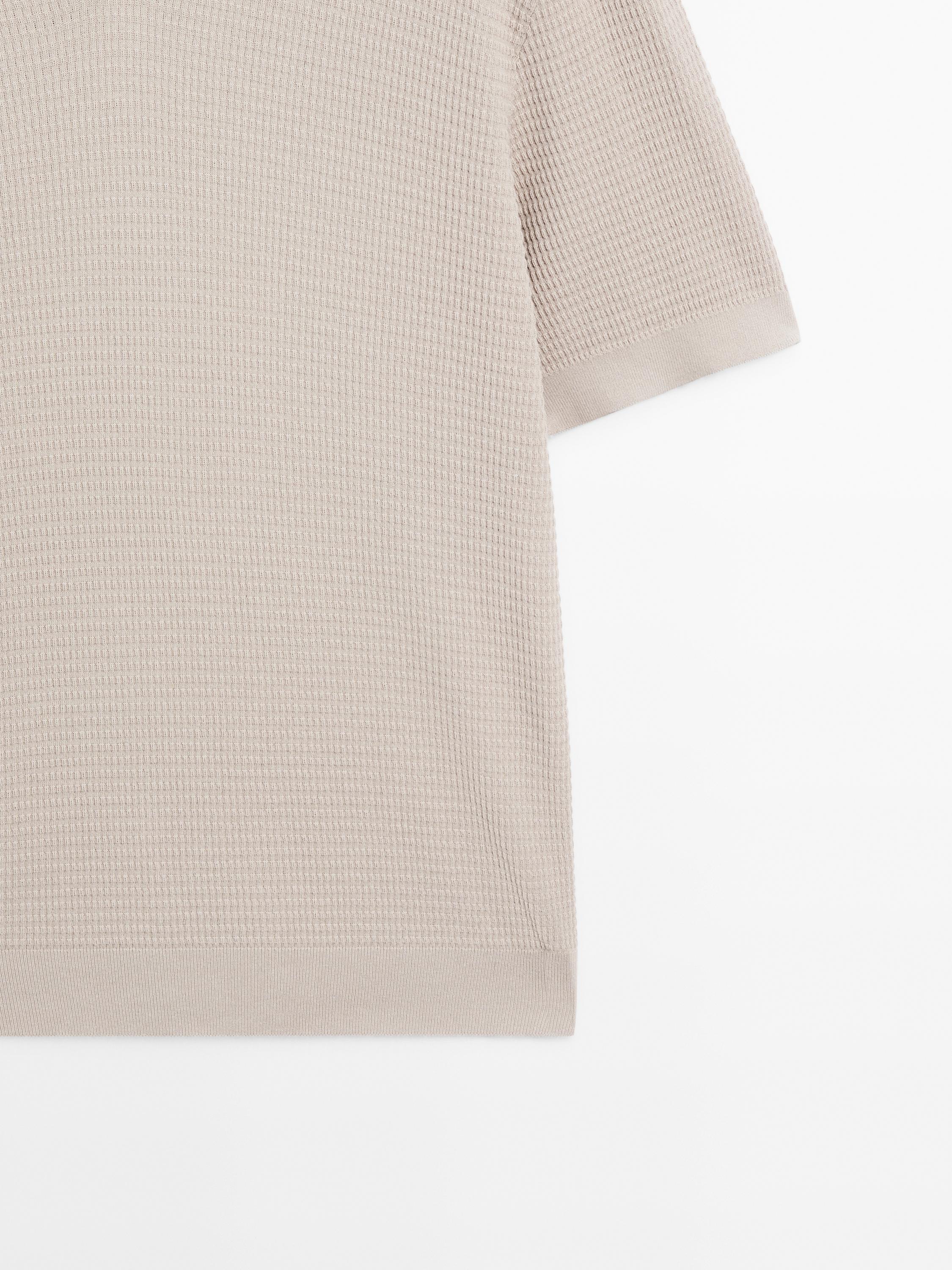 Short sleeve V-neck polo sweater