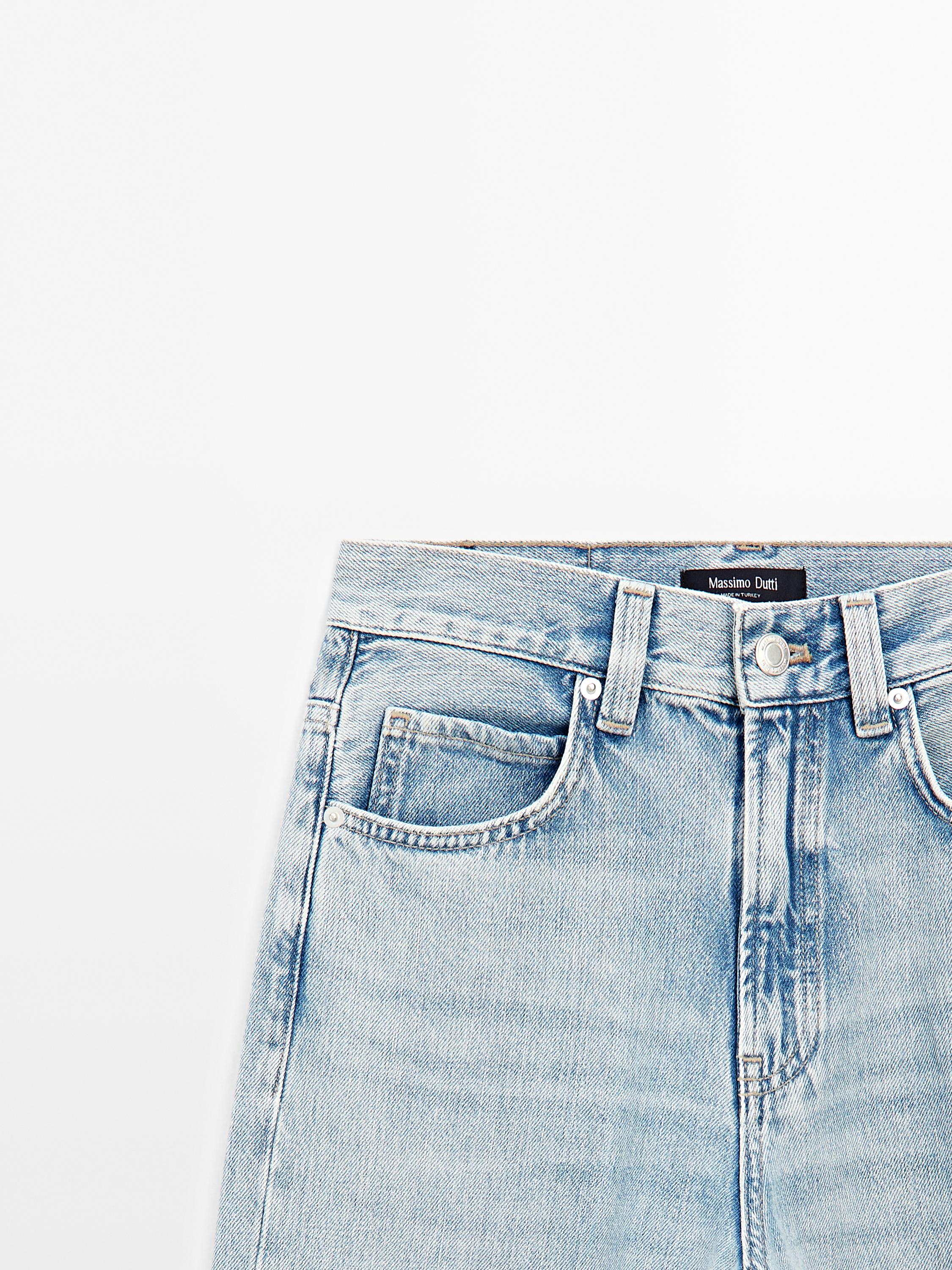 High-waist wide-leg jeans