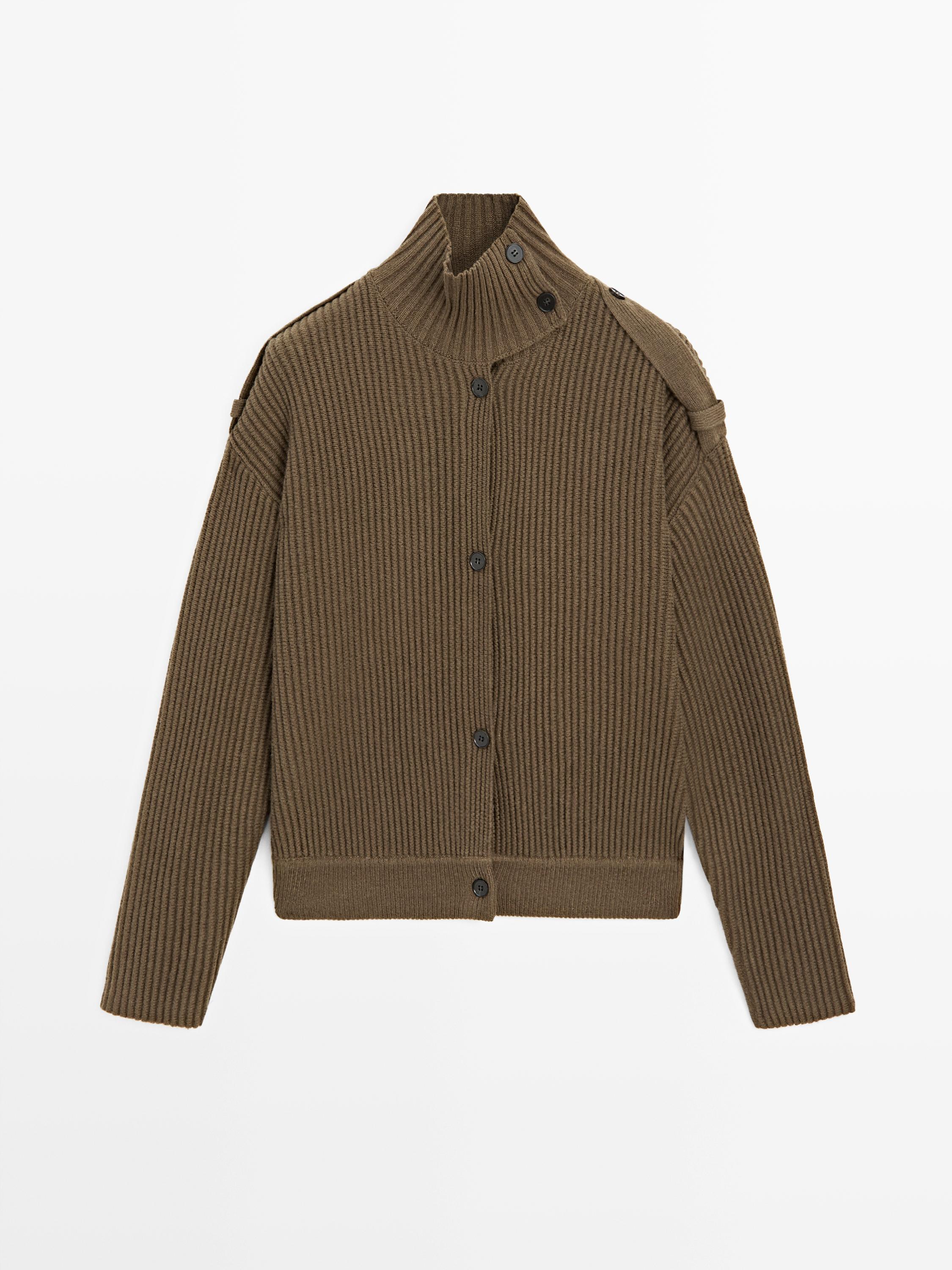 Wool knit cardigan with button details