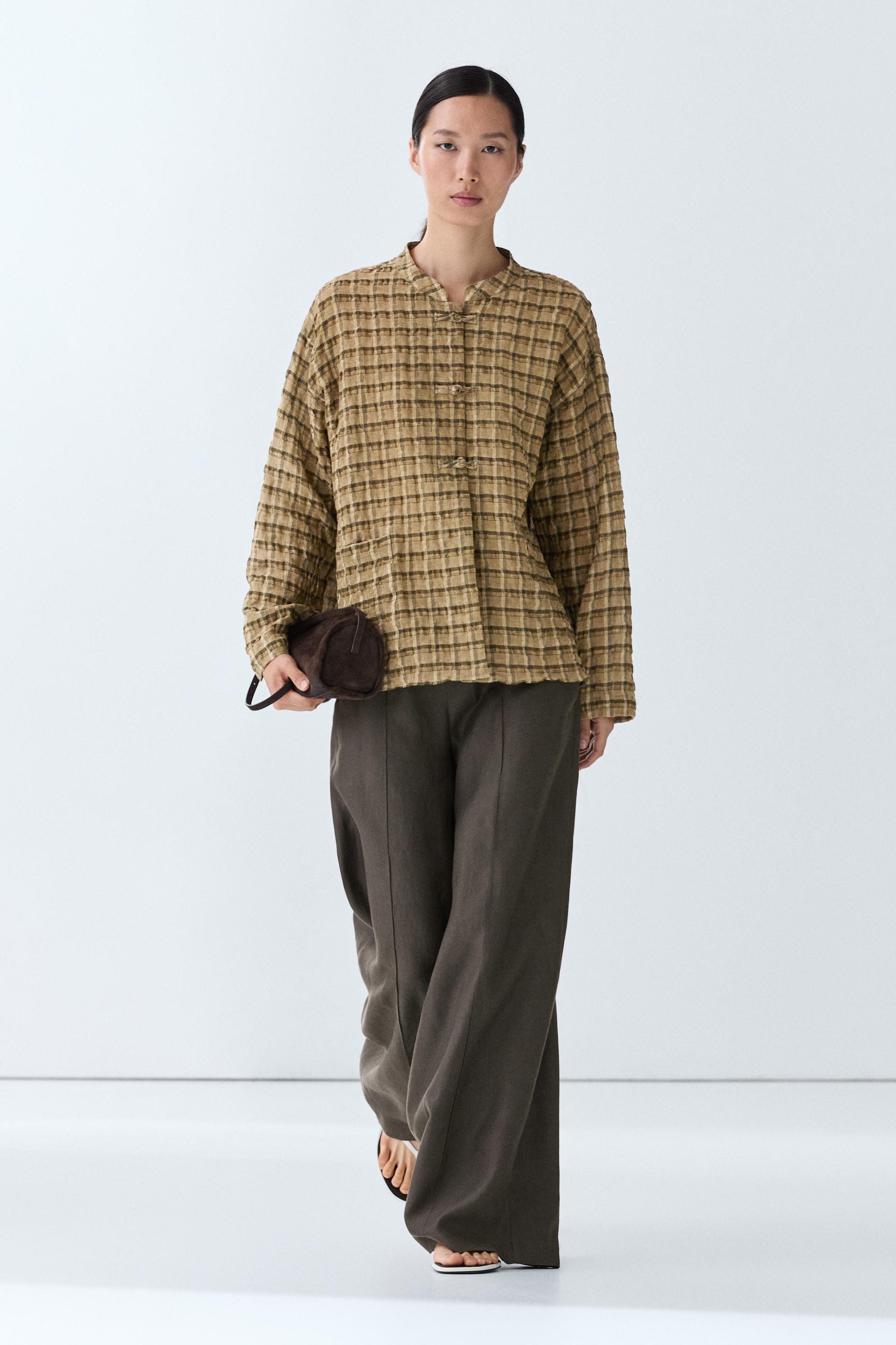 Camisa fluida detalle cuadros