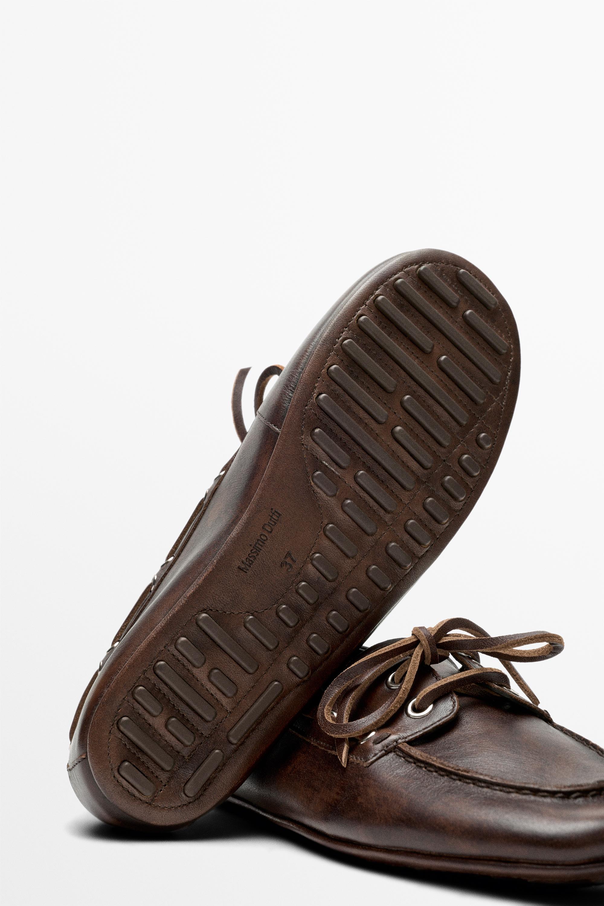 Leather lace-up boat shoe — BROWN