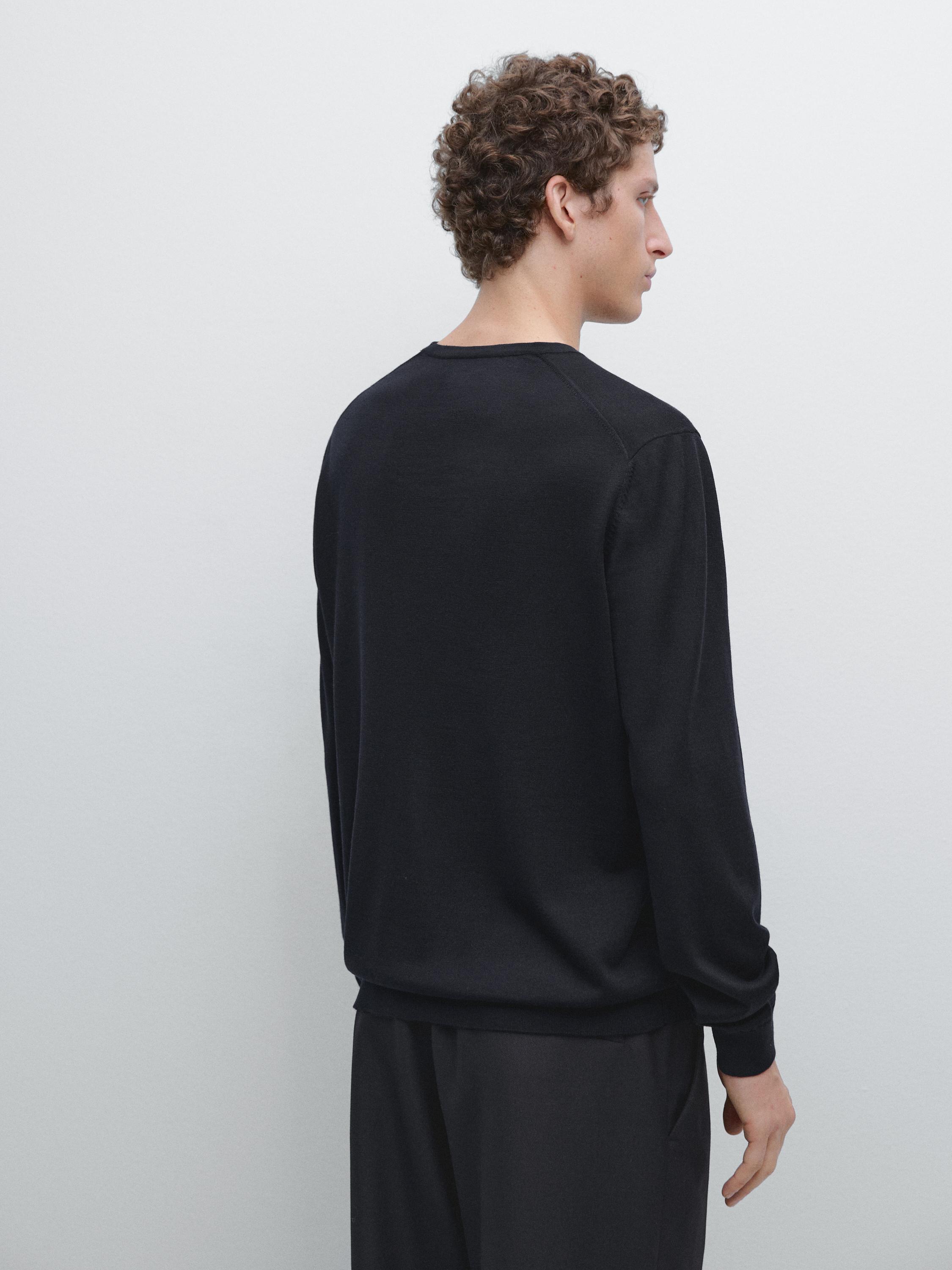 100% merino wool knit sweater — NAVY BLUE