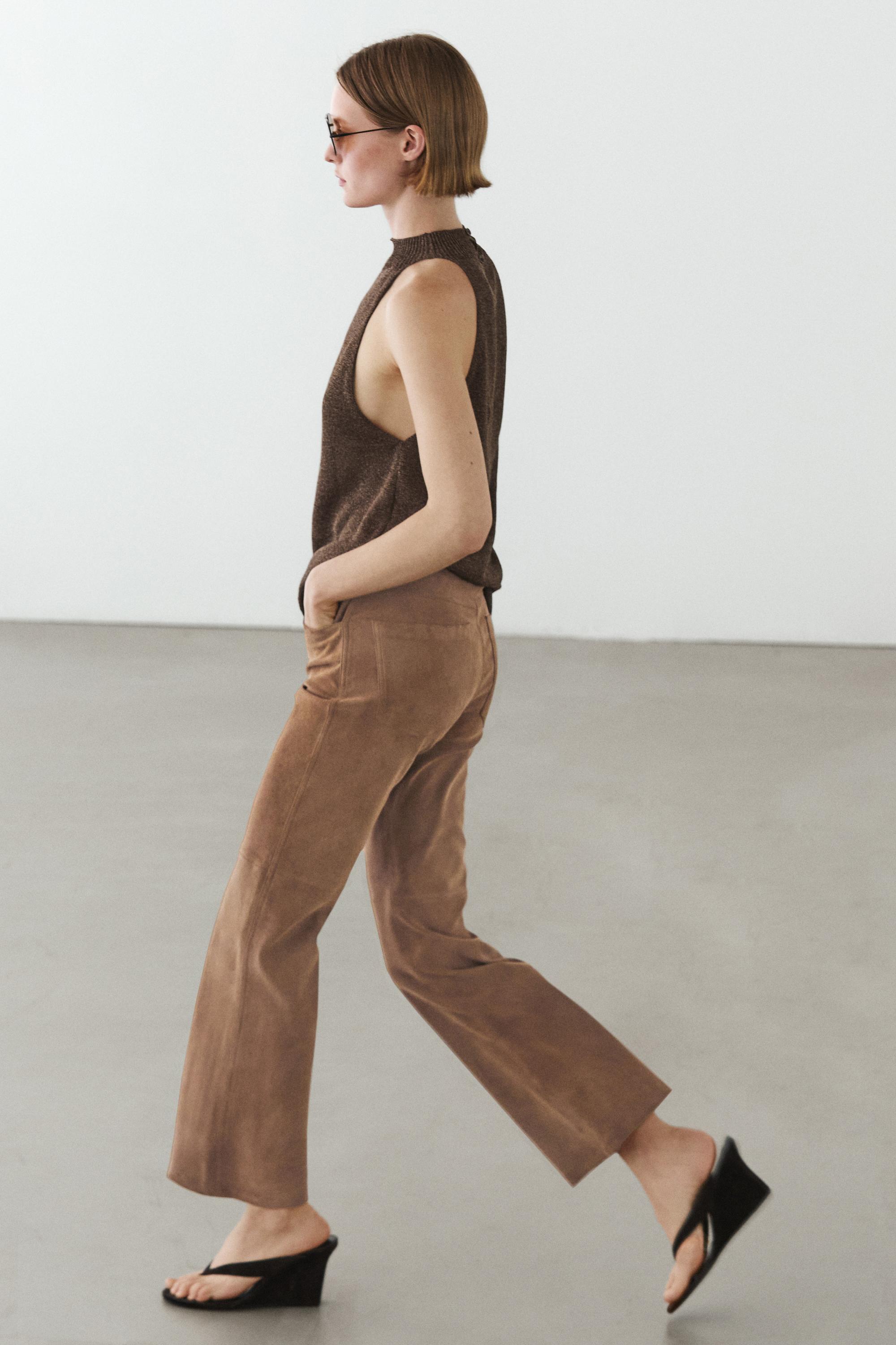 Total look asymmetric halter knit top — BROWN