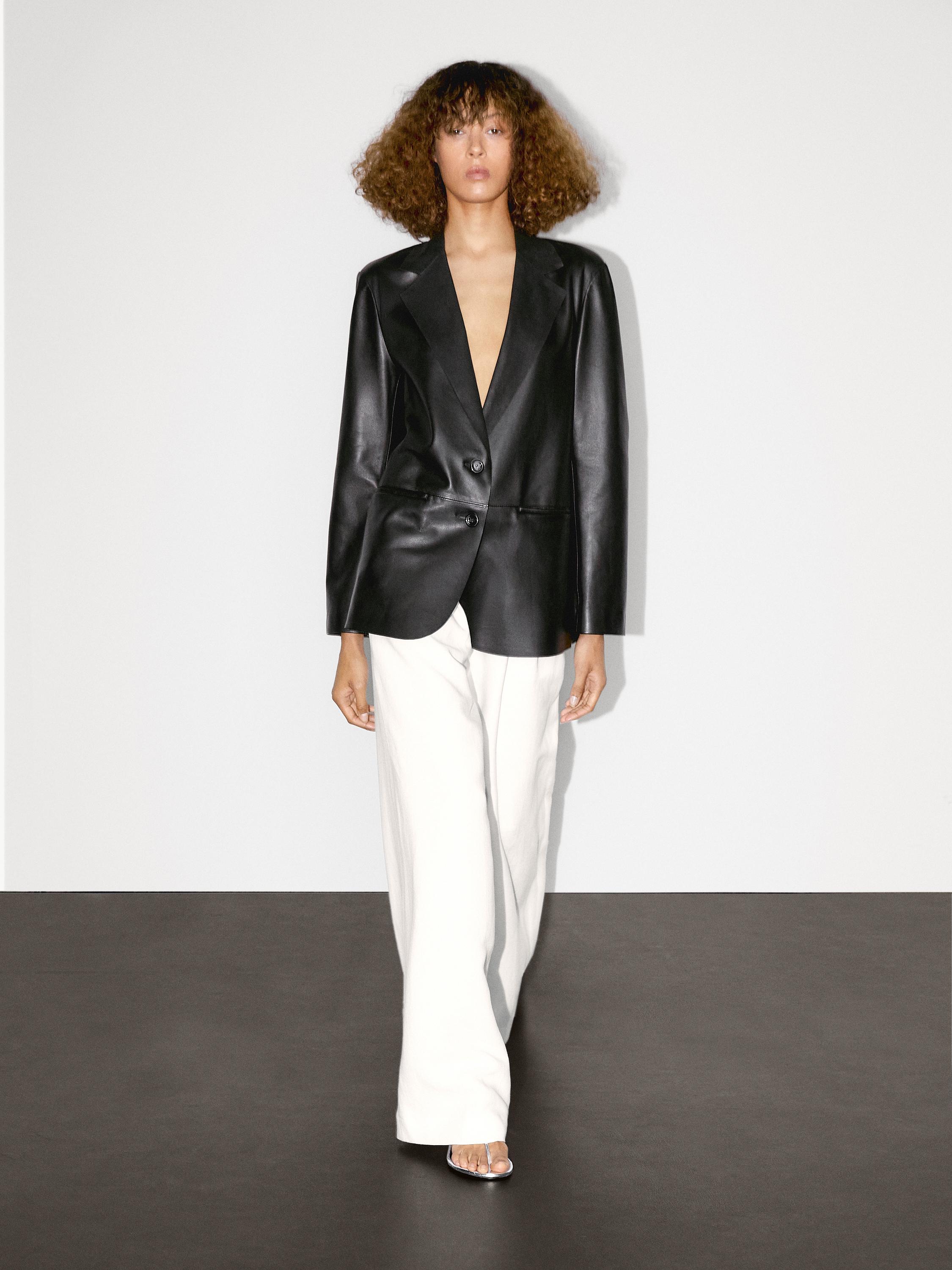 بليزر فضفاض من جلد النابا