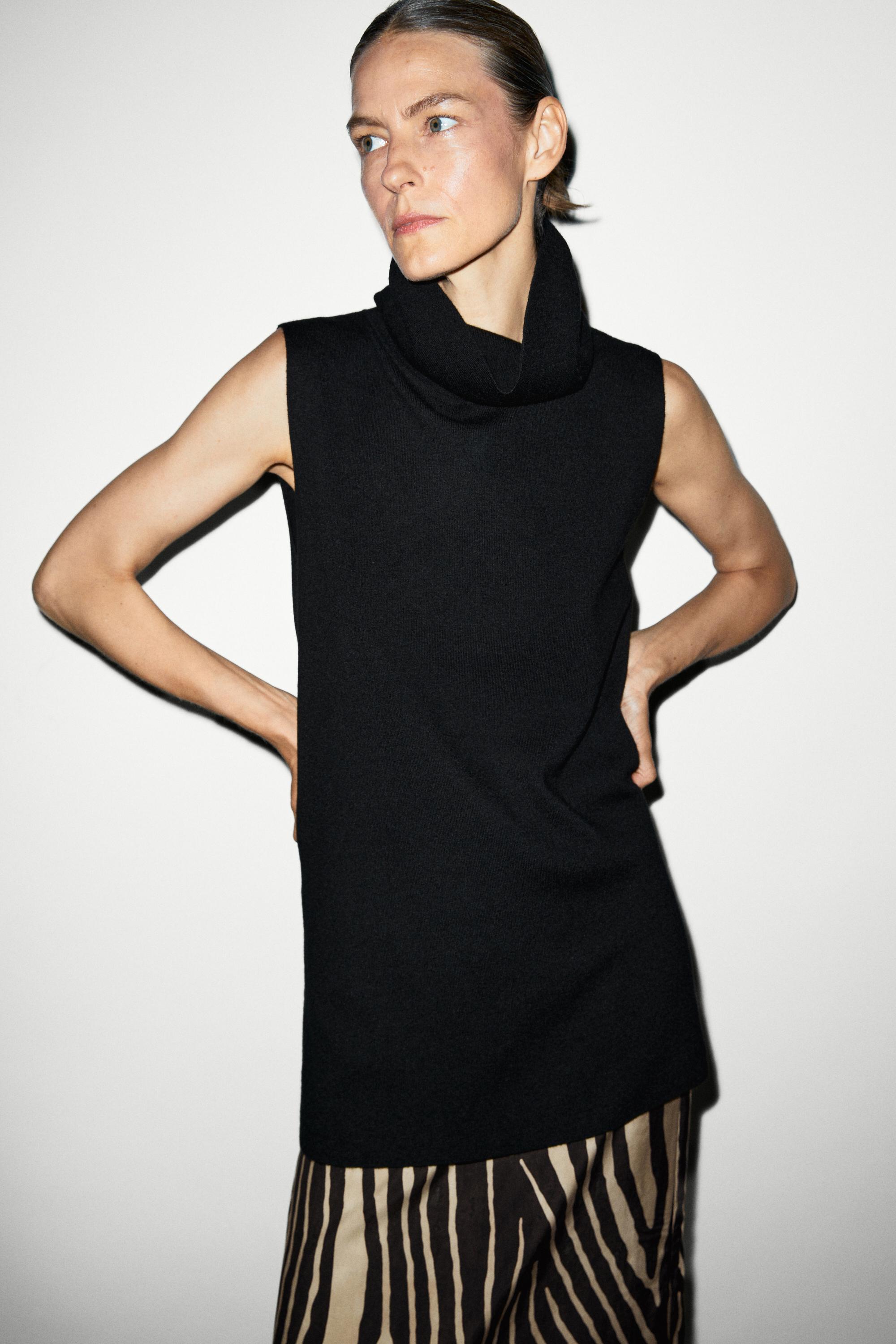 Wool blend knit top — BLACK