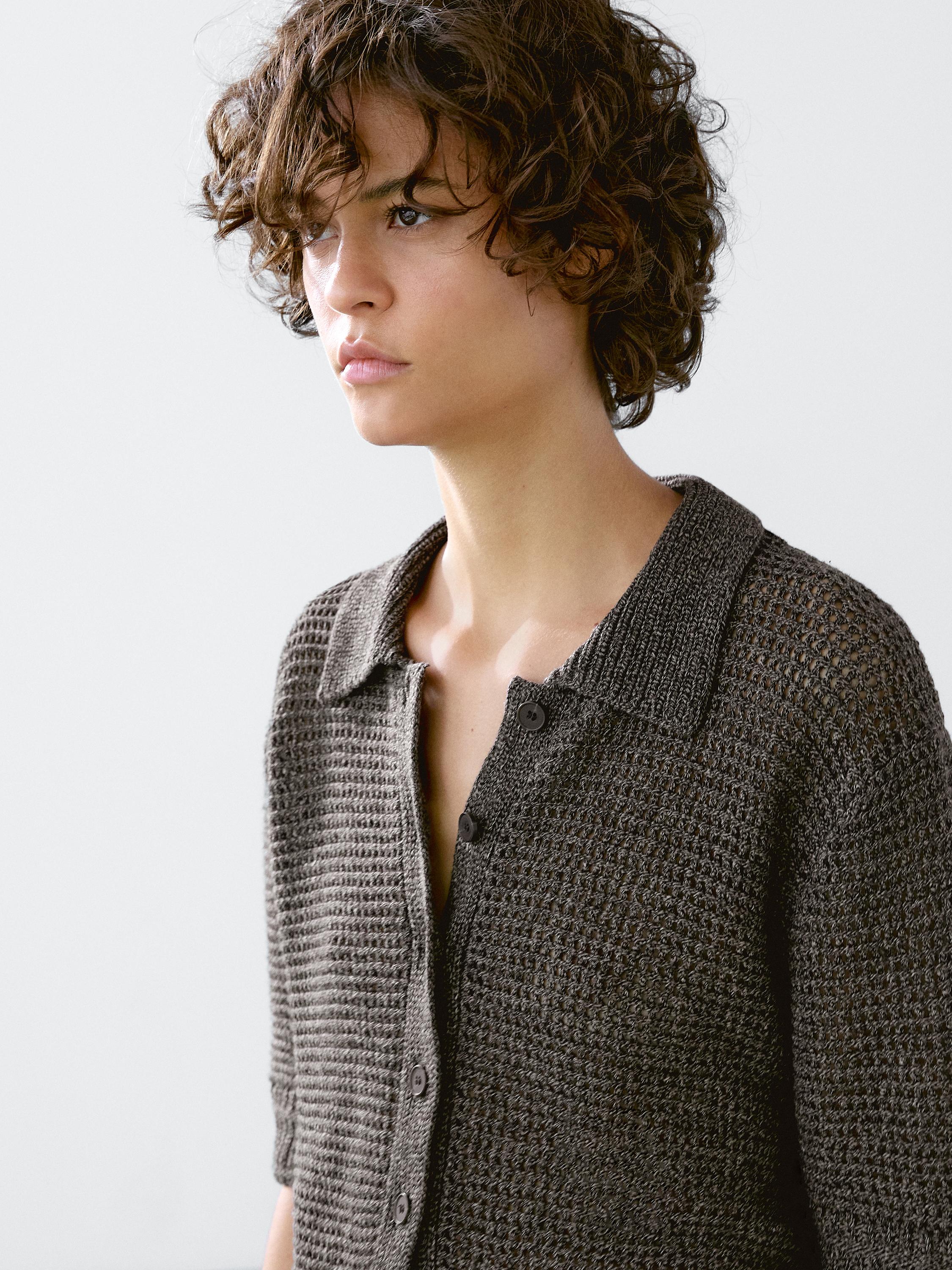 Short sleeve open-knit cardigan