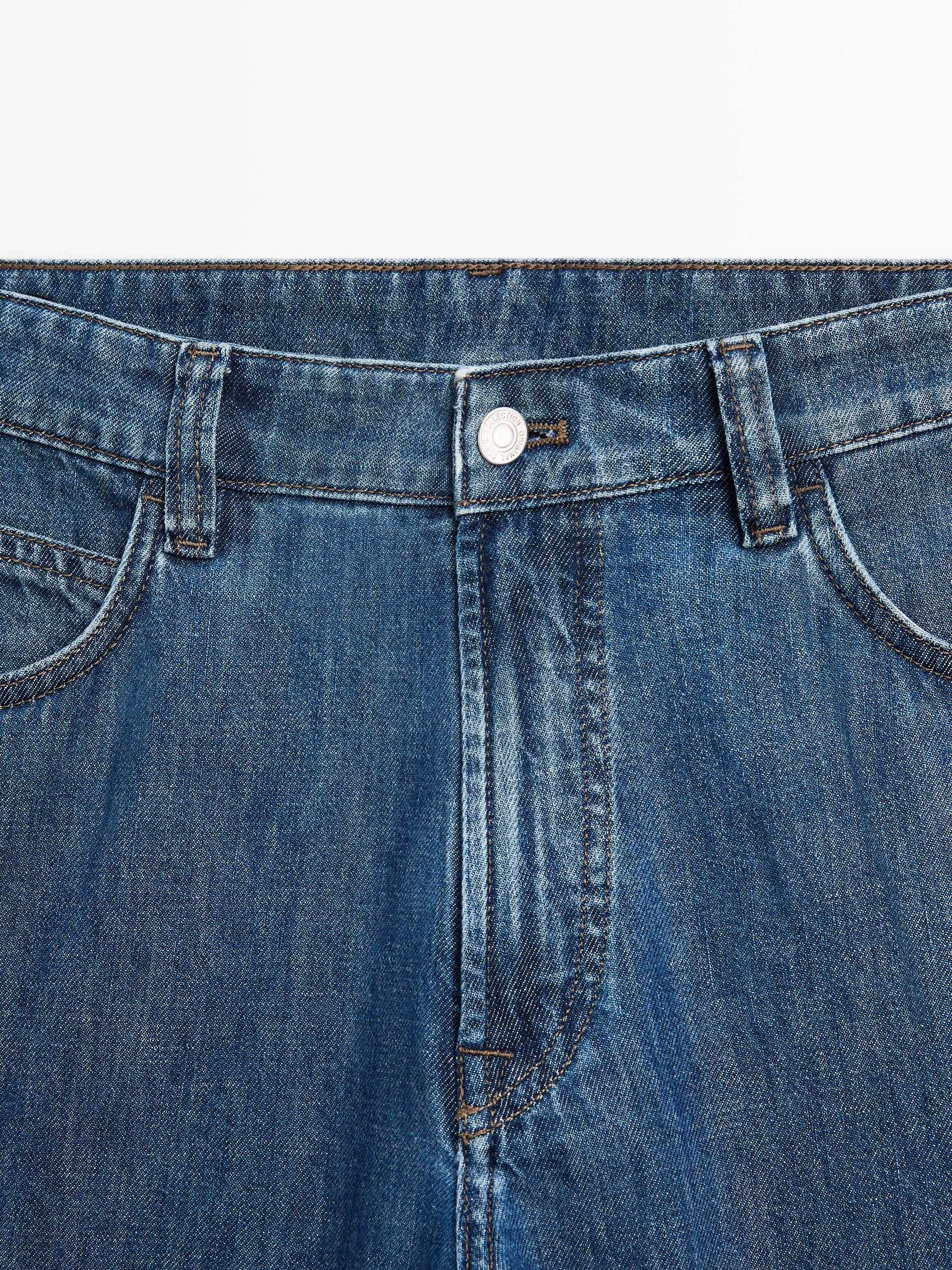 Lightweight tapered fit jeans
