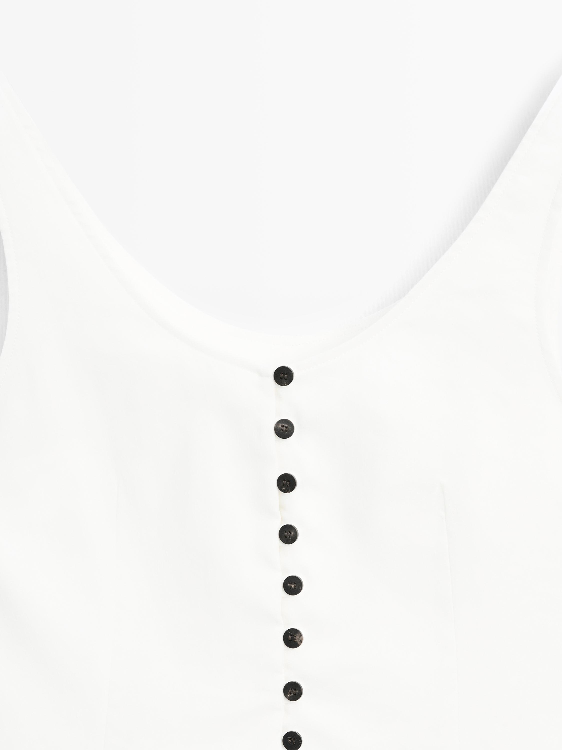Linen blend top with buttons